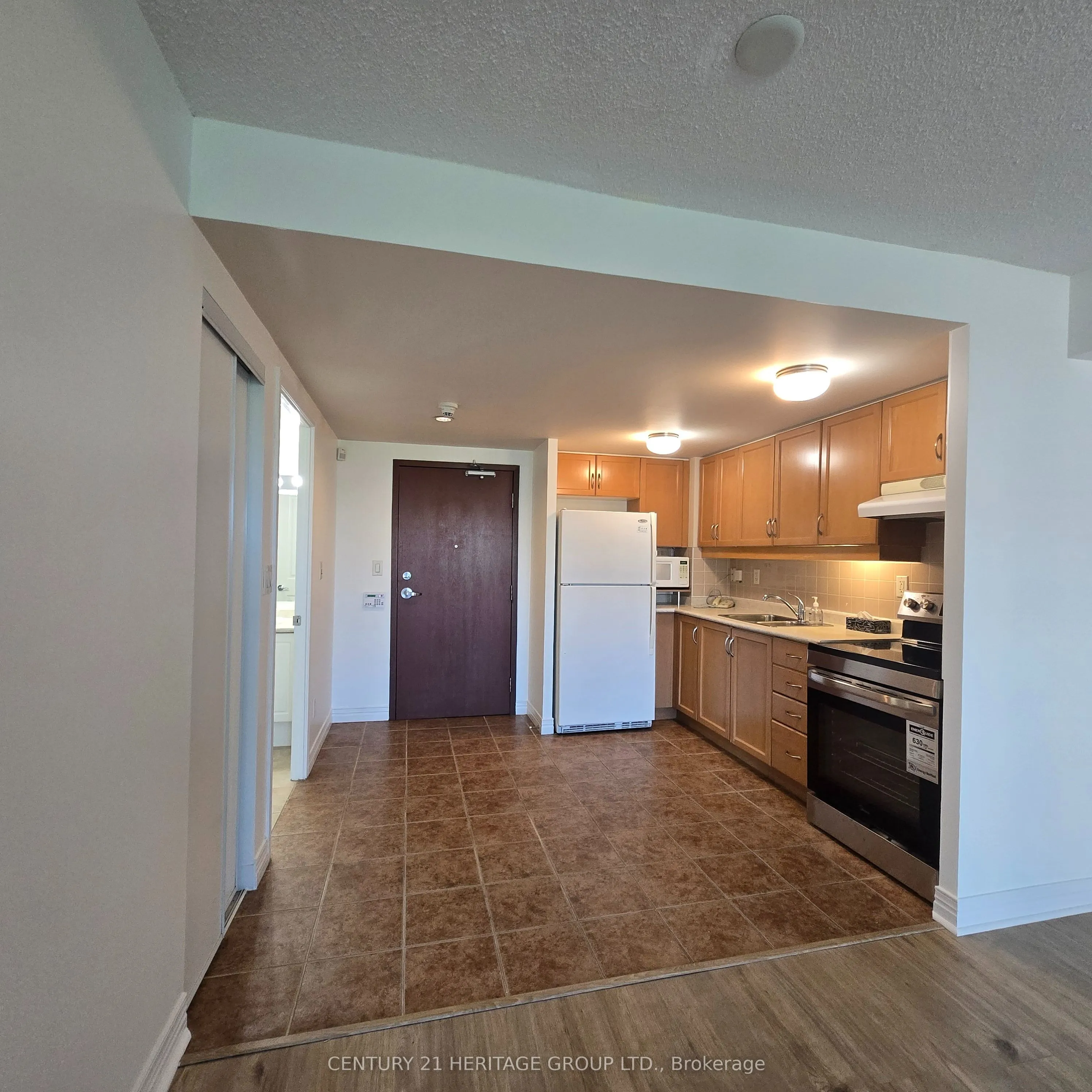 90 Scottfield Drive #319