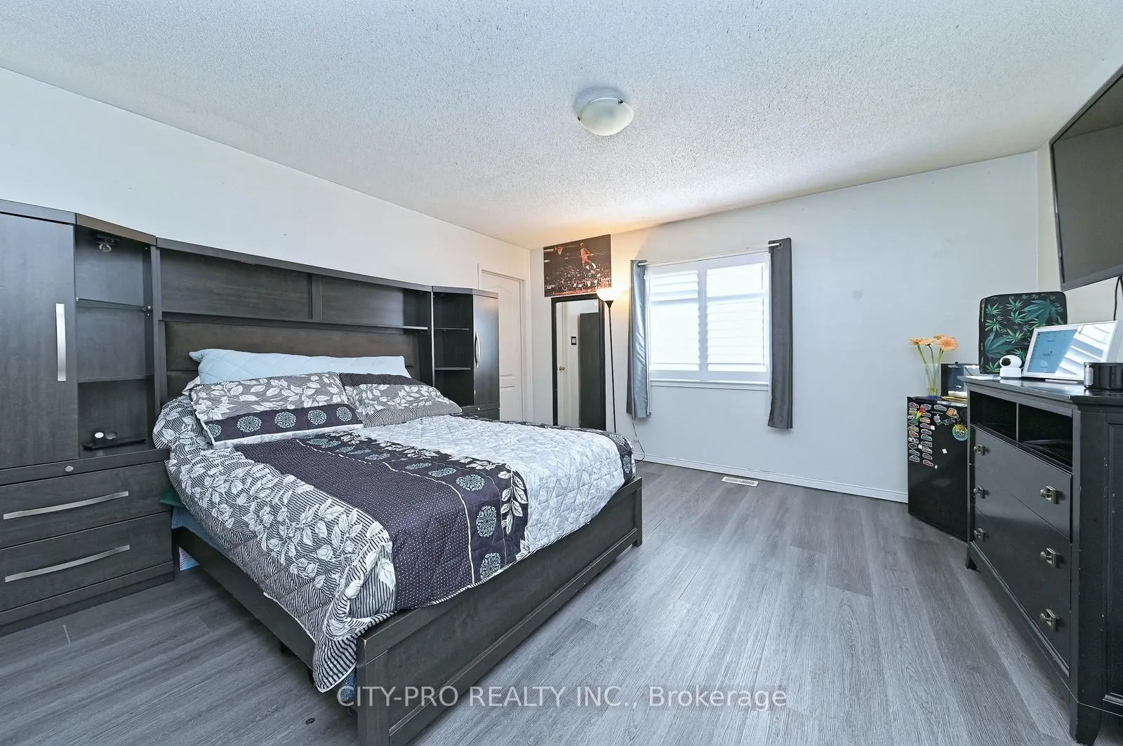 1178 Salmers Drive
