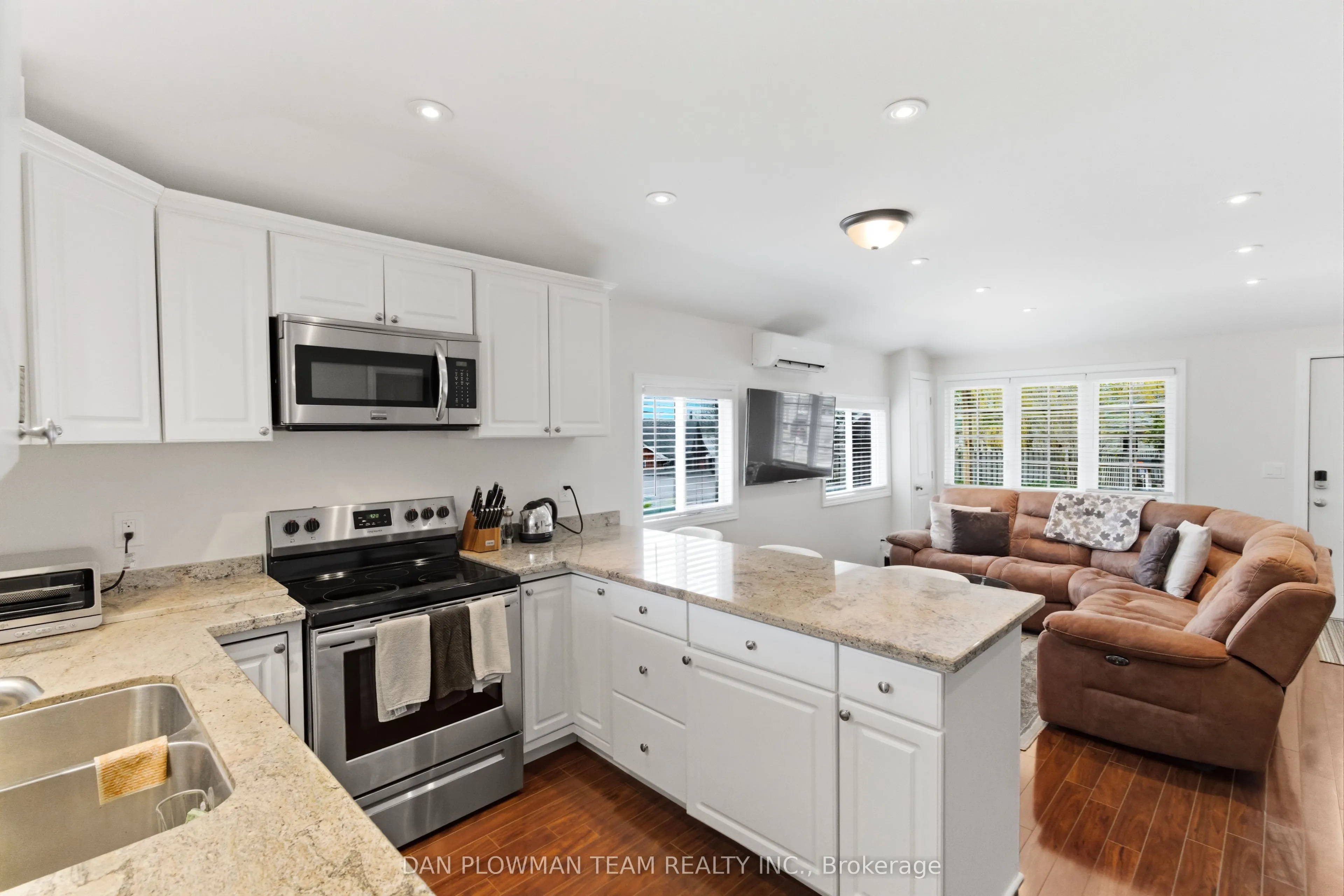 513 View Lake Road