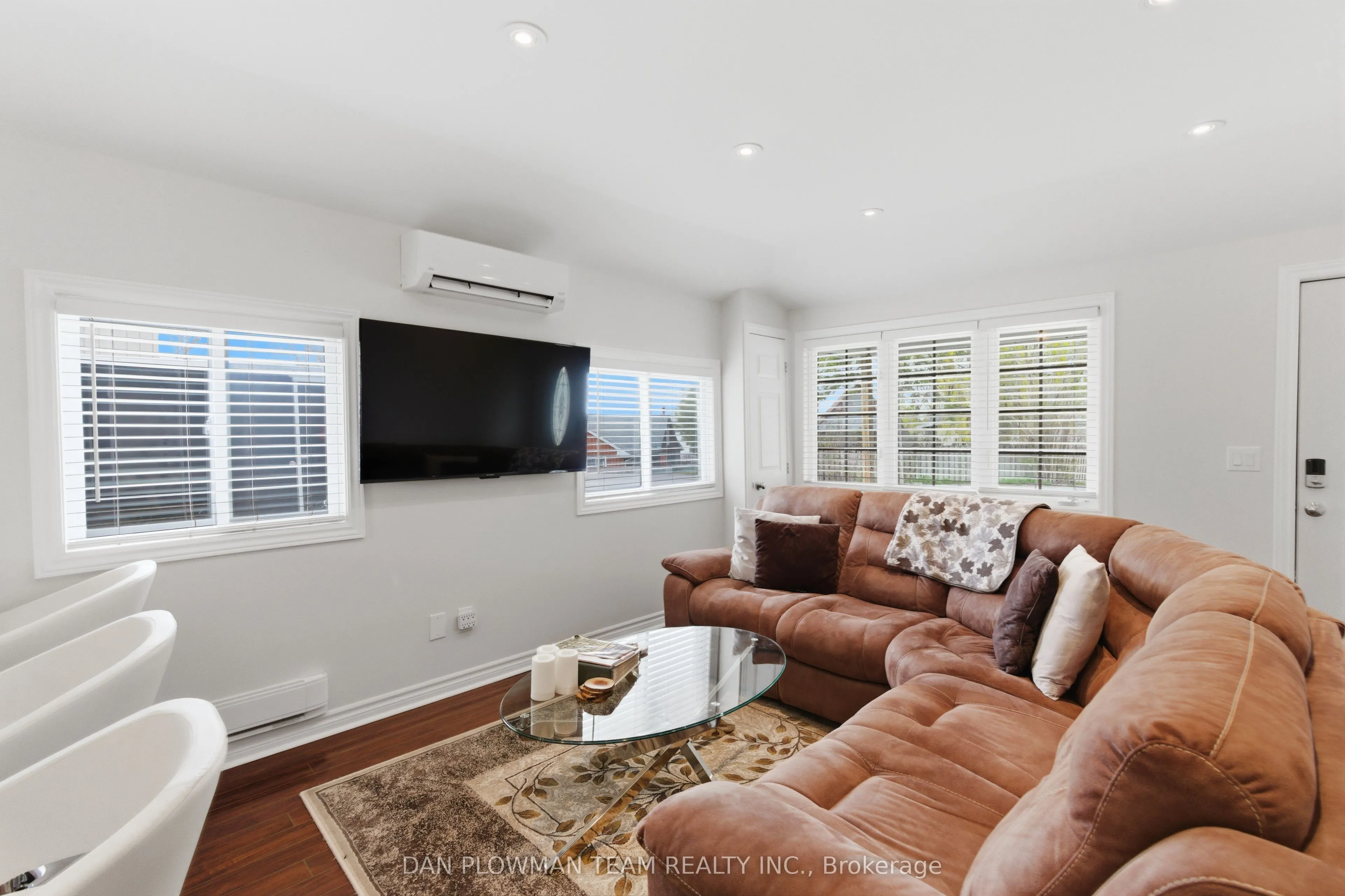 513 View Lake Road