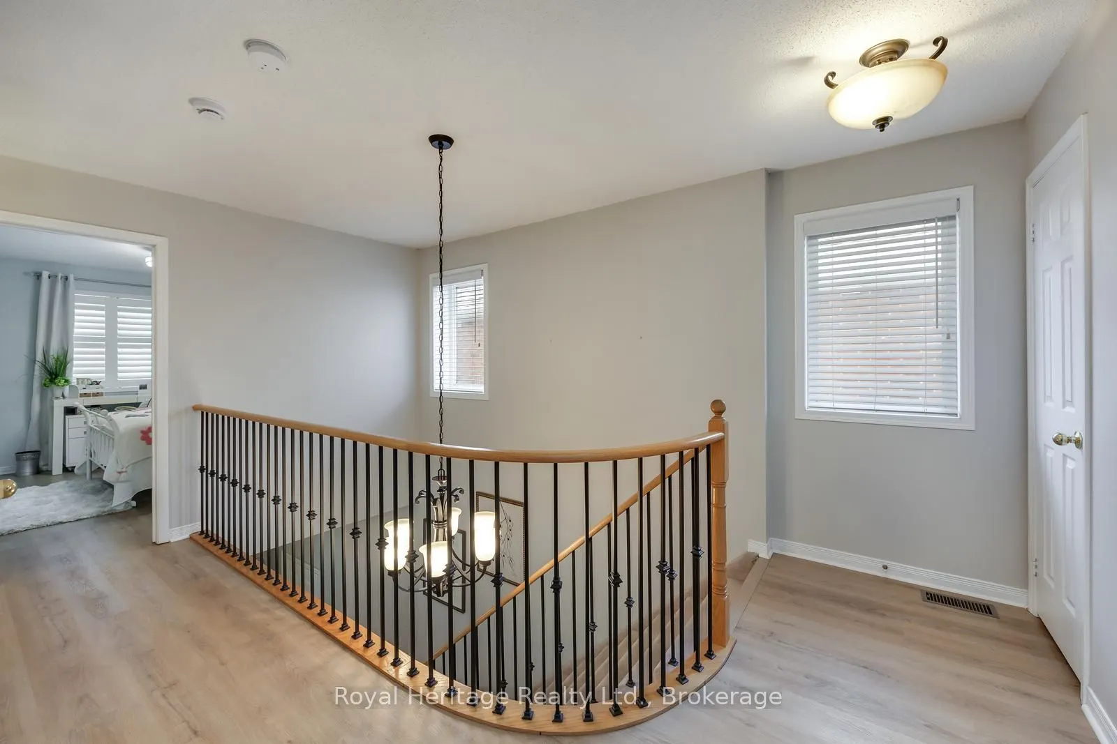 6 Goodall Crescent