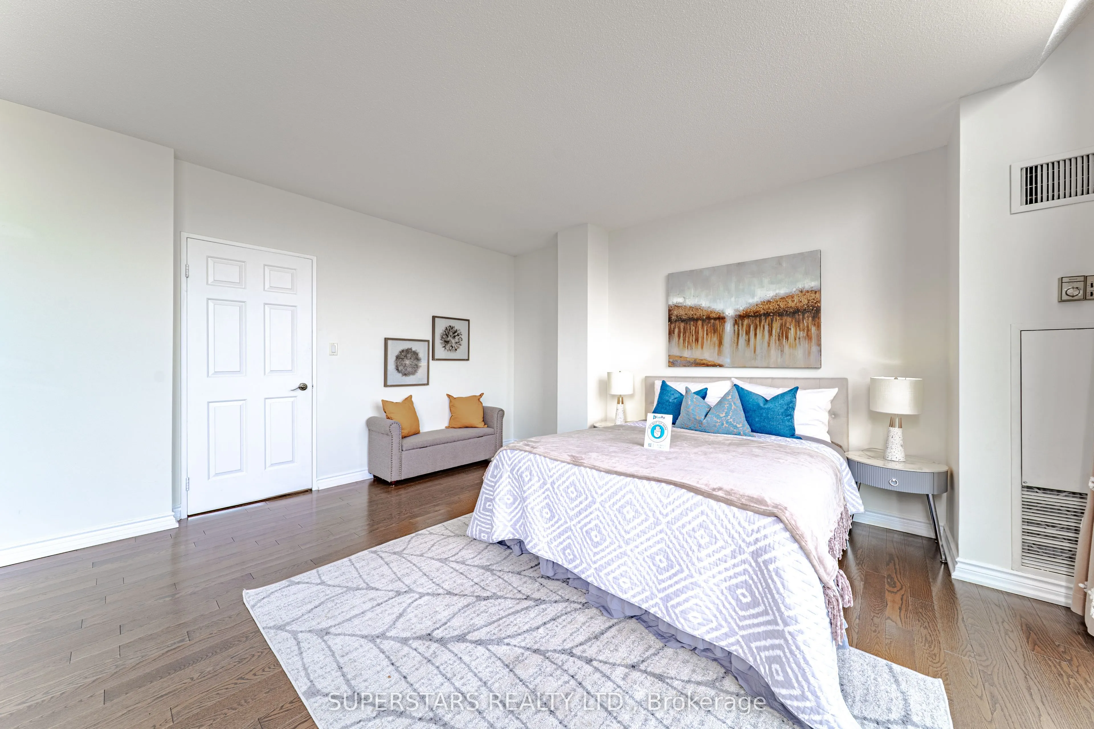 20 Guildwood Parkway #PH14
