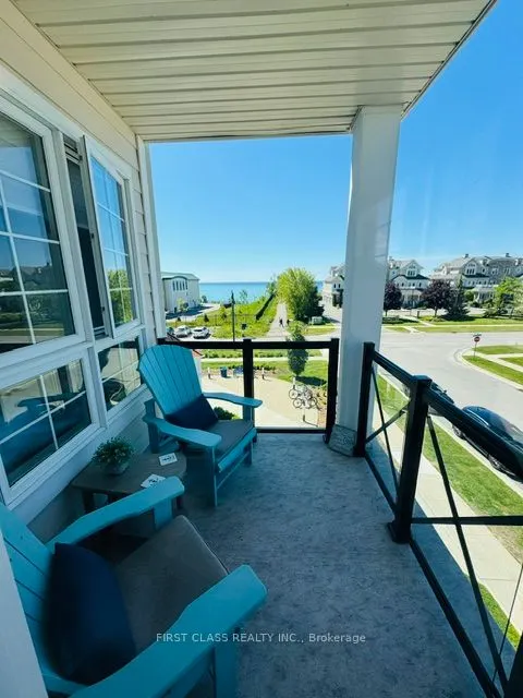 50 Lakebreeze Drive #306