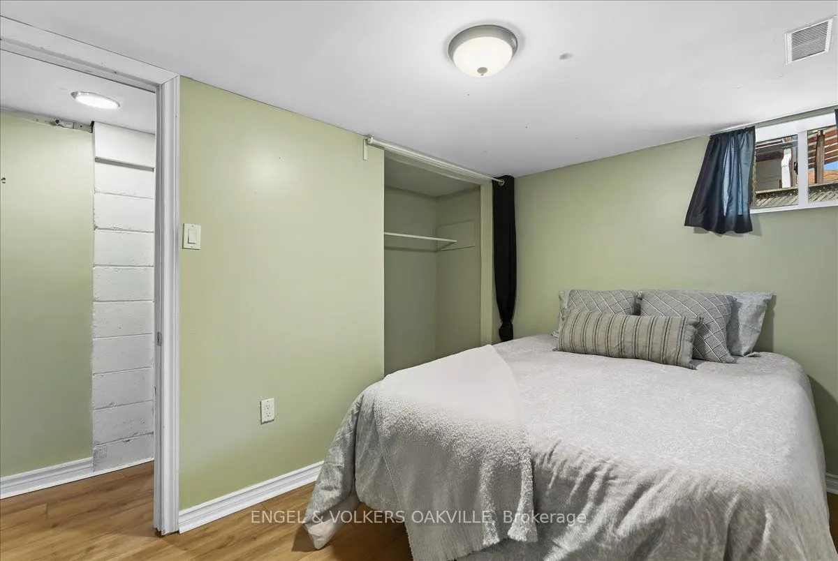 22 Falaise Road