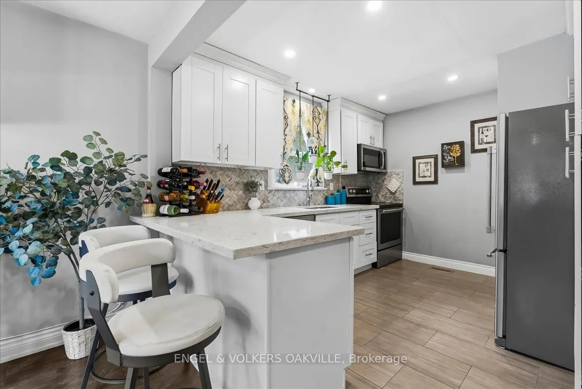 22 Falaise Road