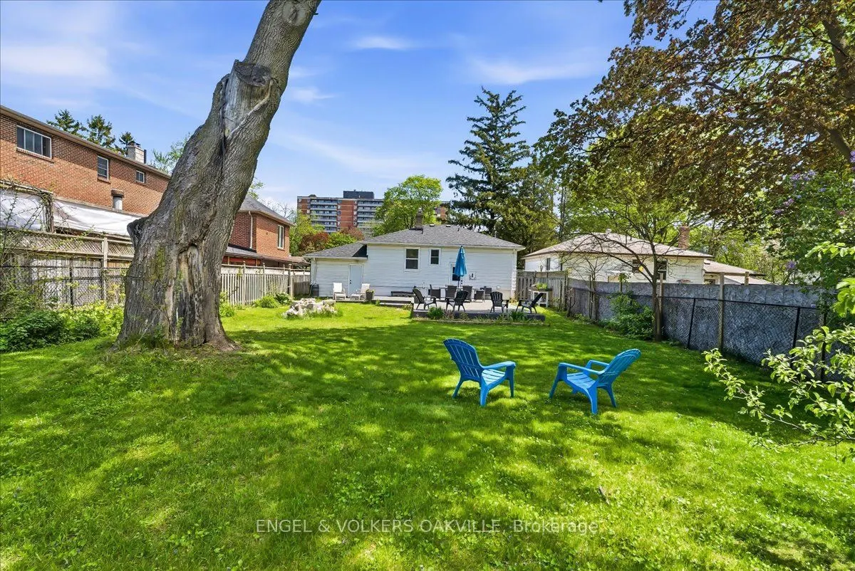 22 Falaise Road