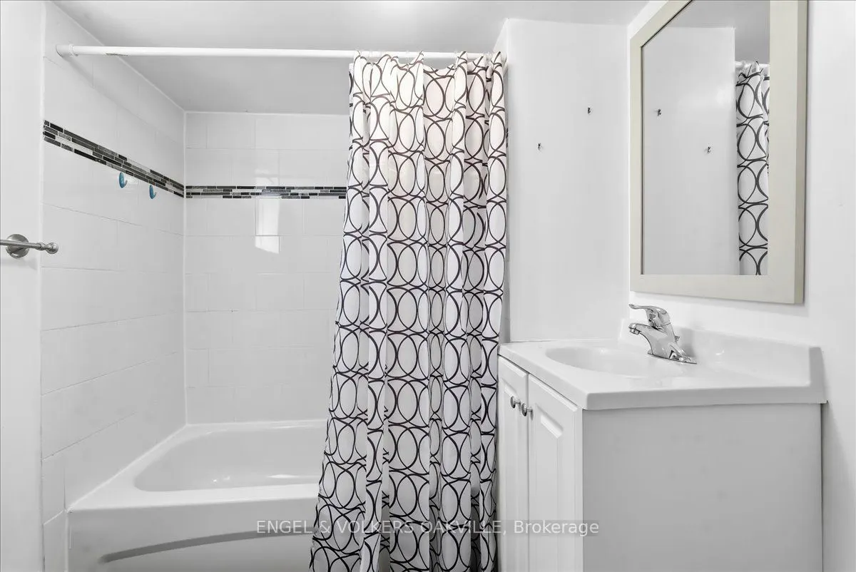 22 Falaise Road