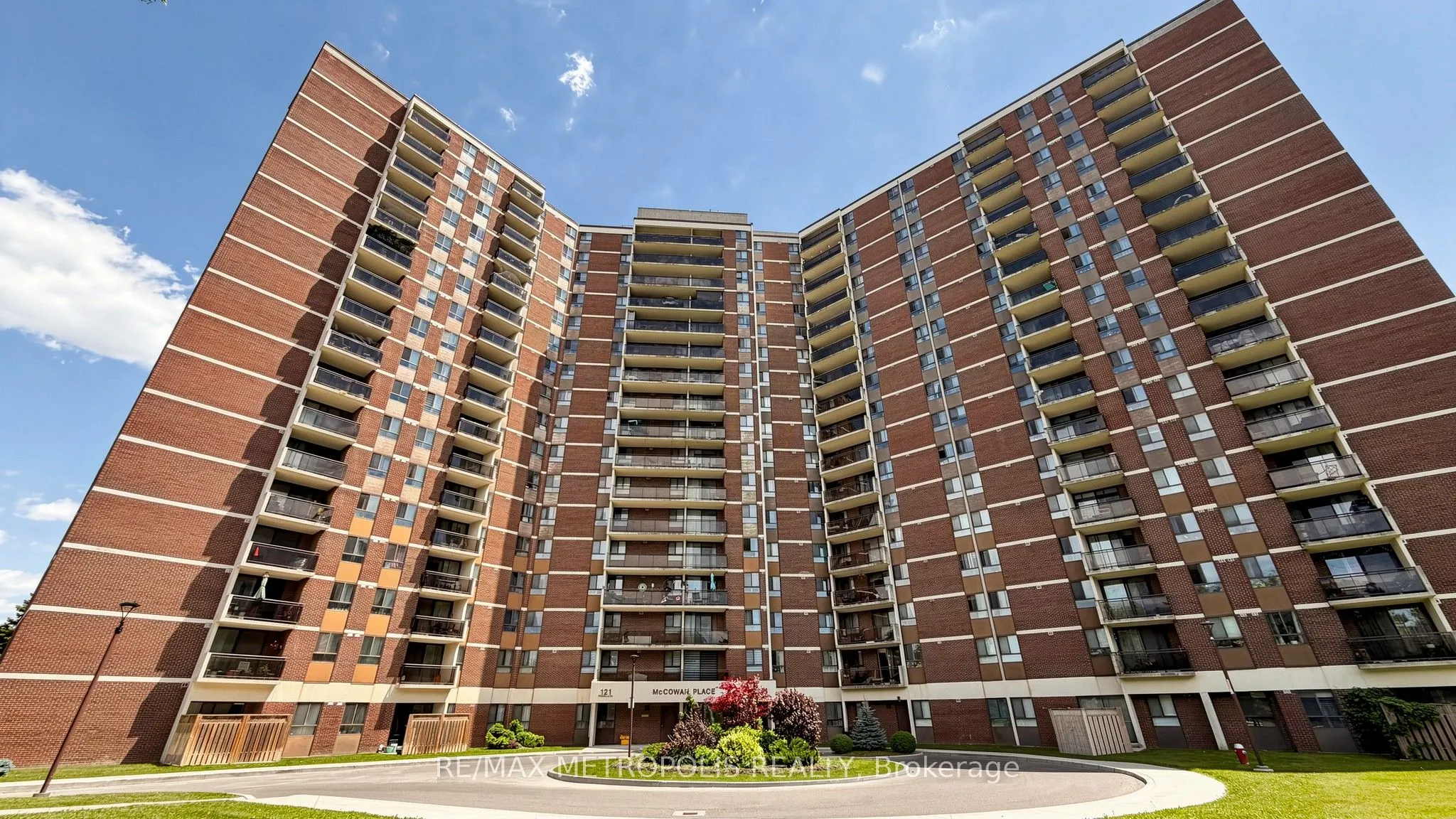 121 Trudelle Street #405