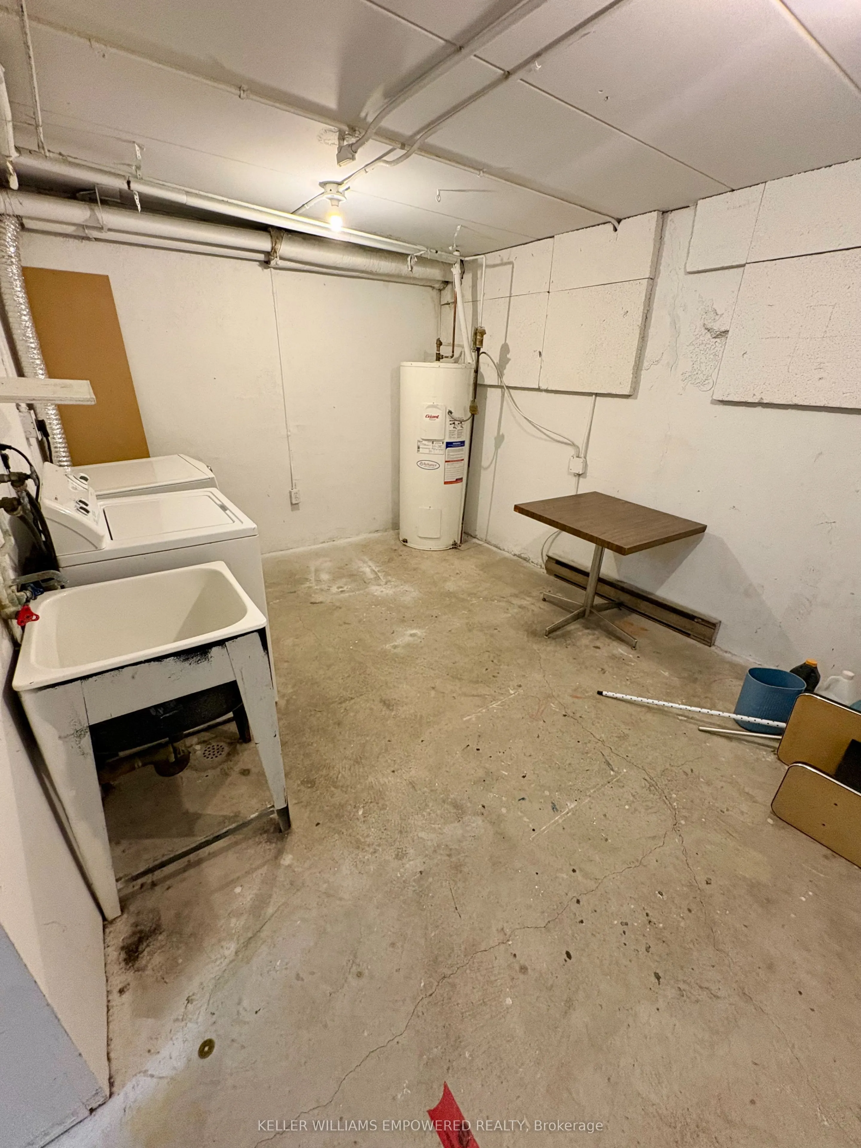 43 Taunton Road E #36
