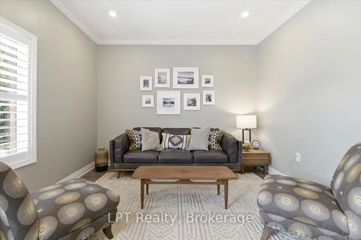 71 Laprade Square