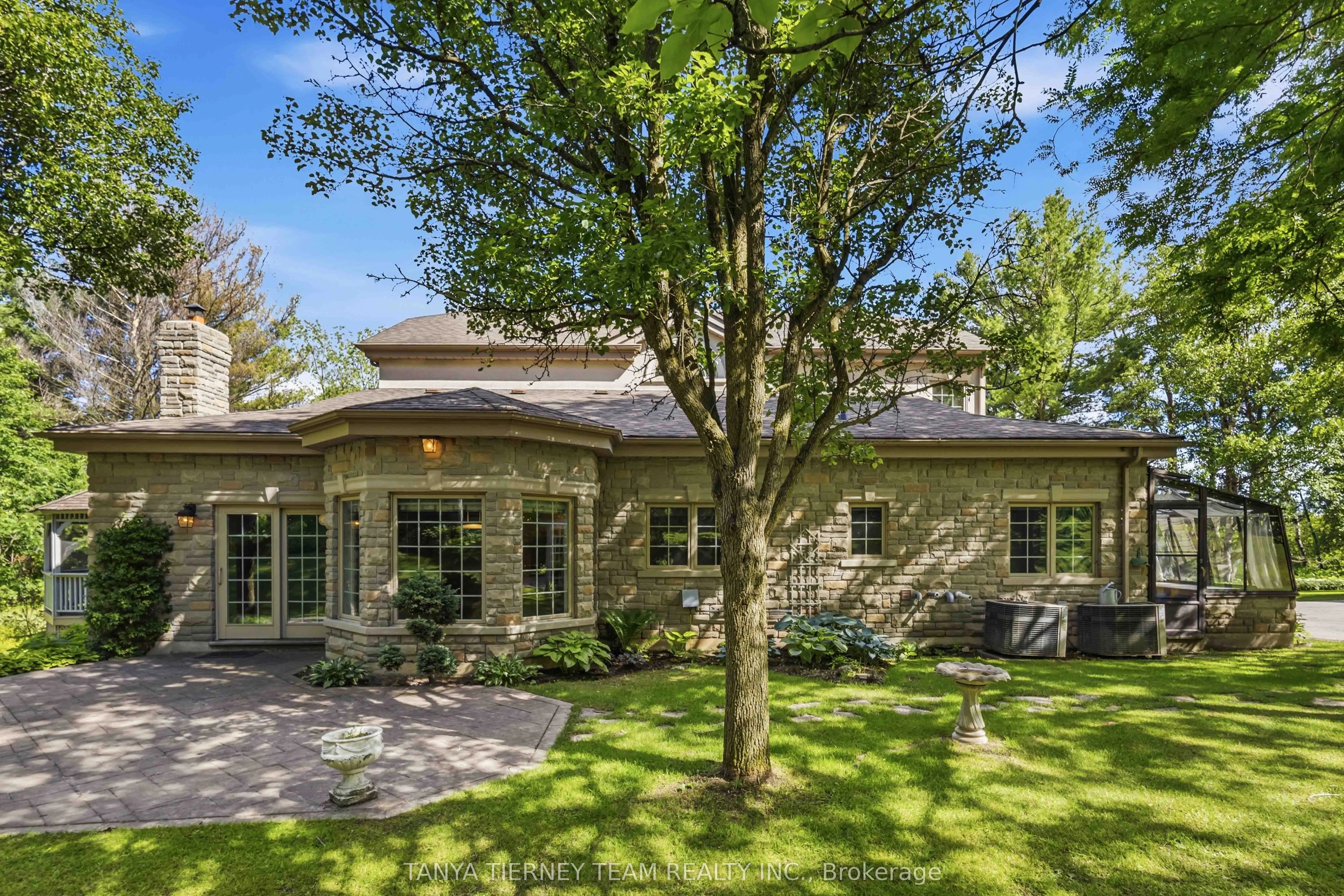 75 Woodbridge Circle