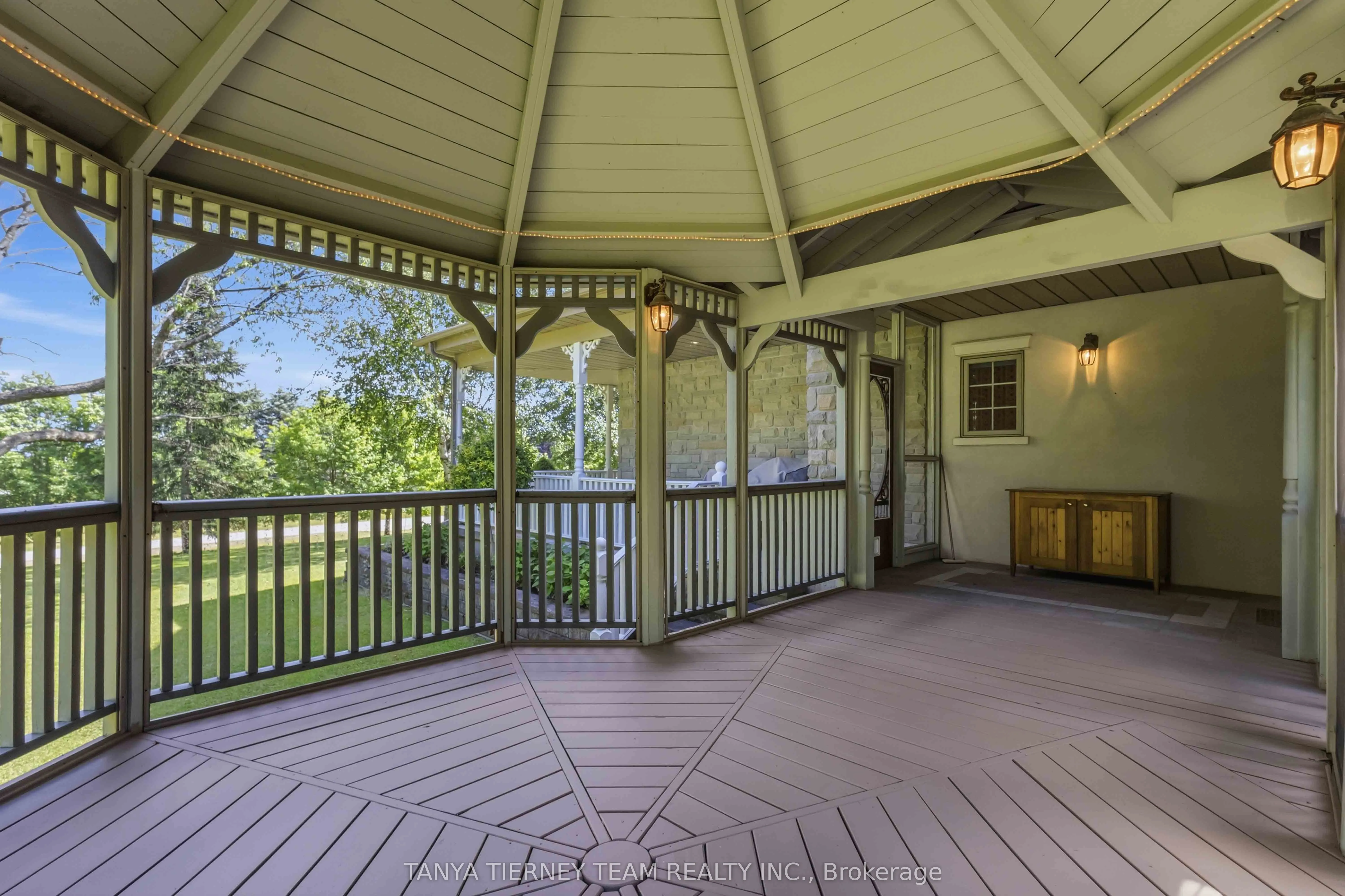 75 Woodbridge Circle