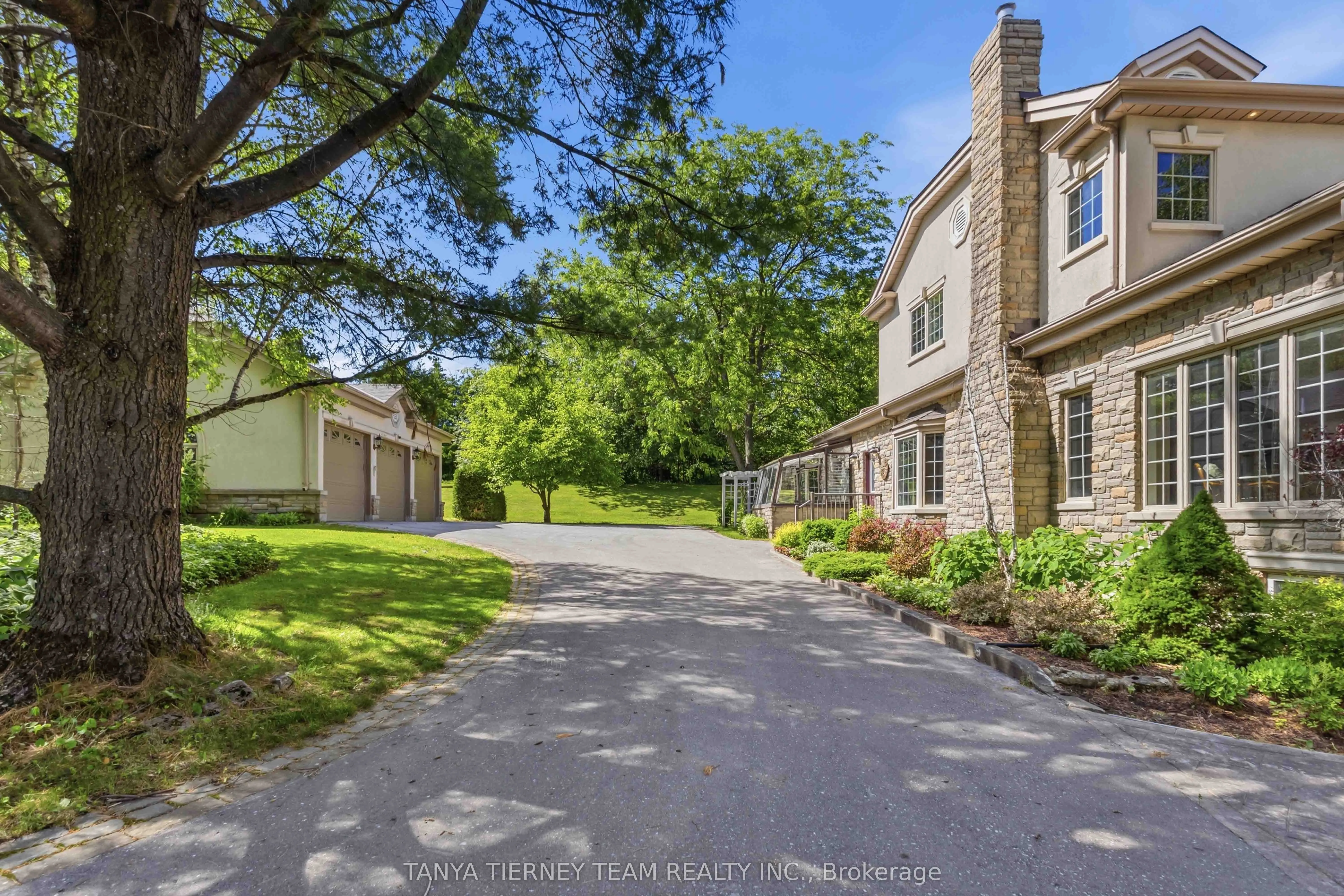 75 Woodbridge Circle