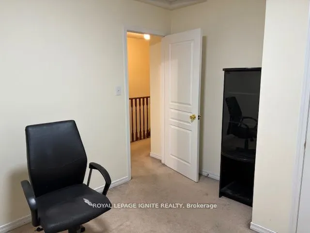 11 Curran Hall Crescent