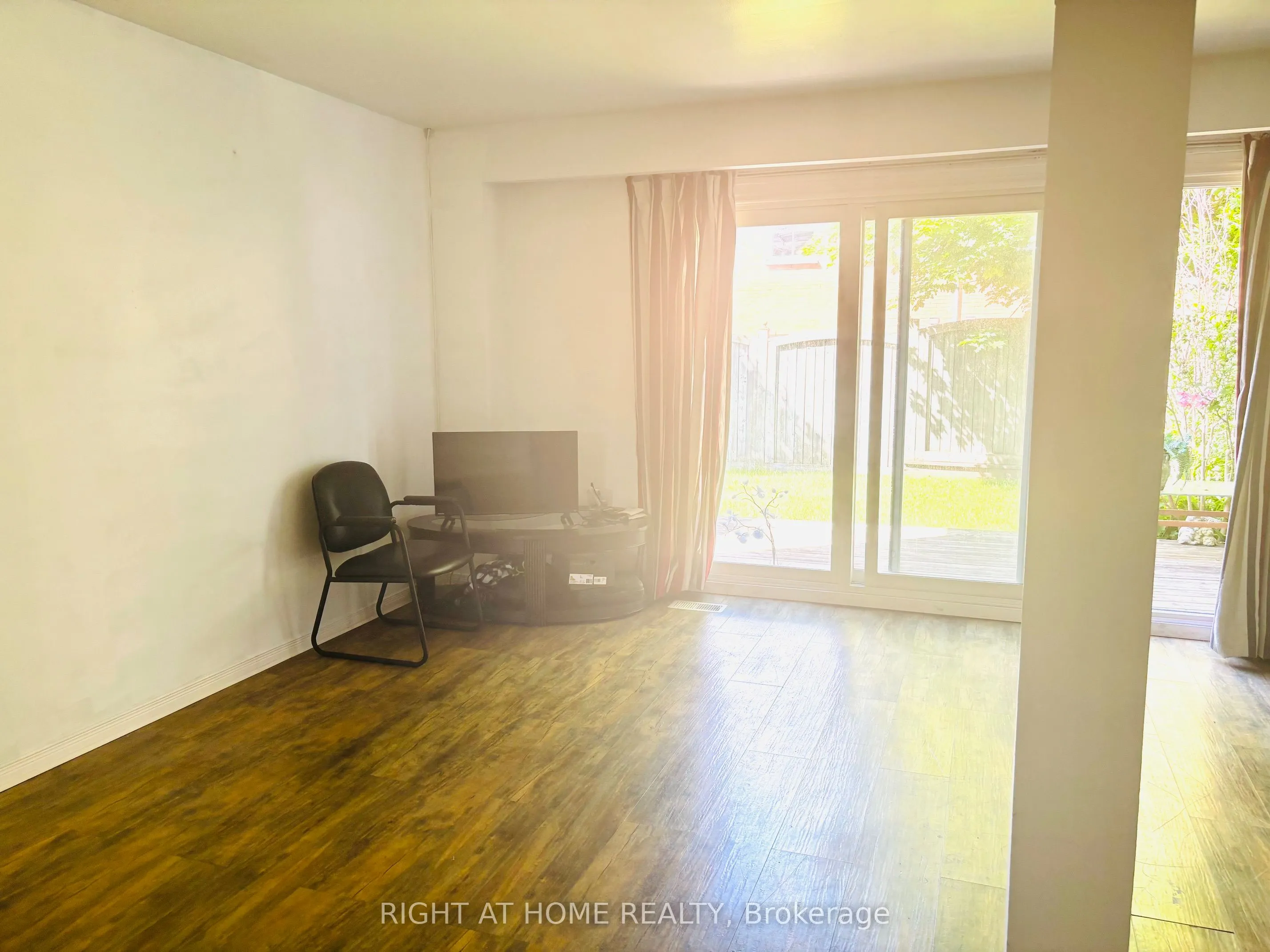 925 Bayly Street #7