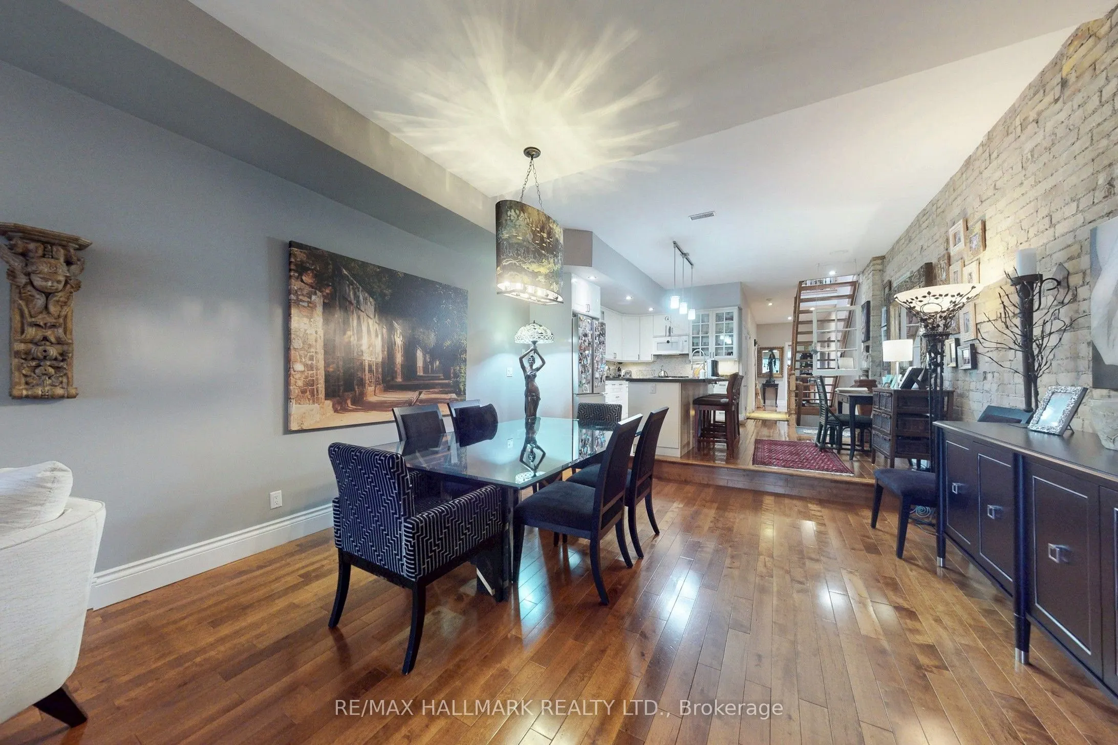 2184 Queen Street E