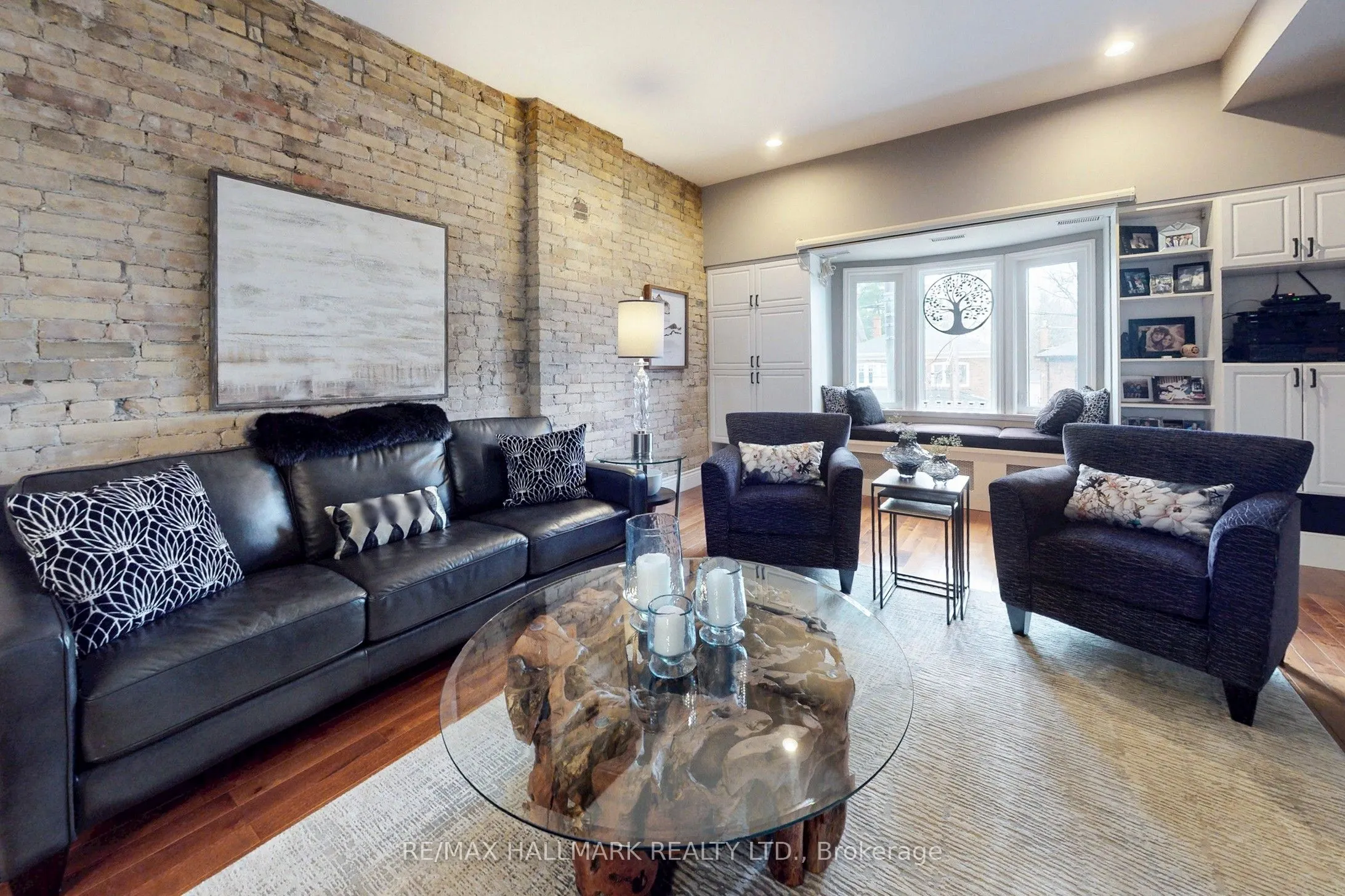 2184 Queen Street E