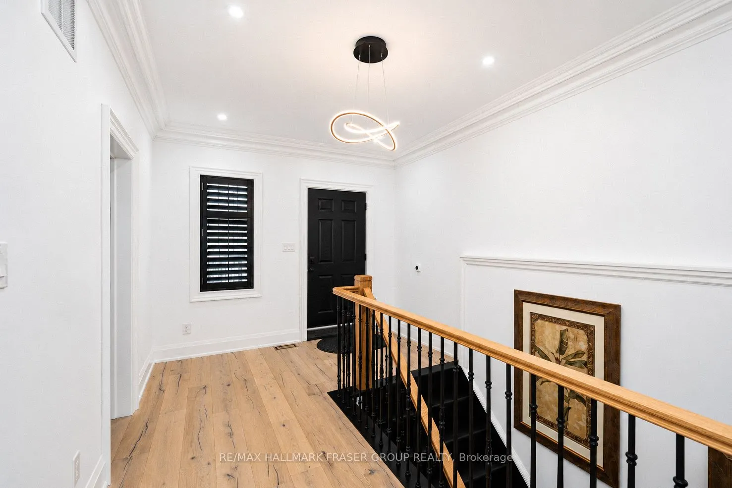 134 Front Street E