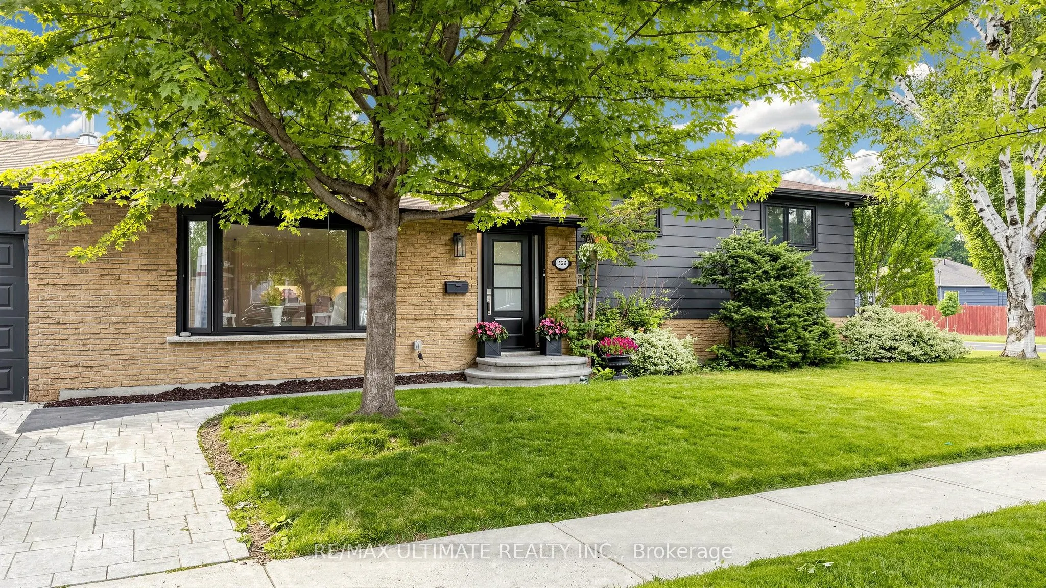 112 Coronation Drive