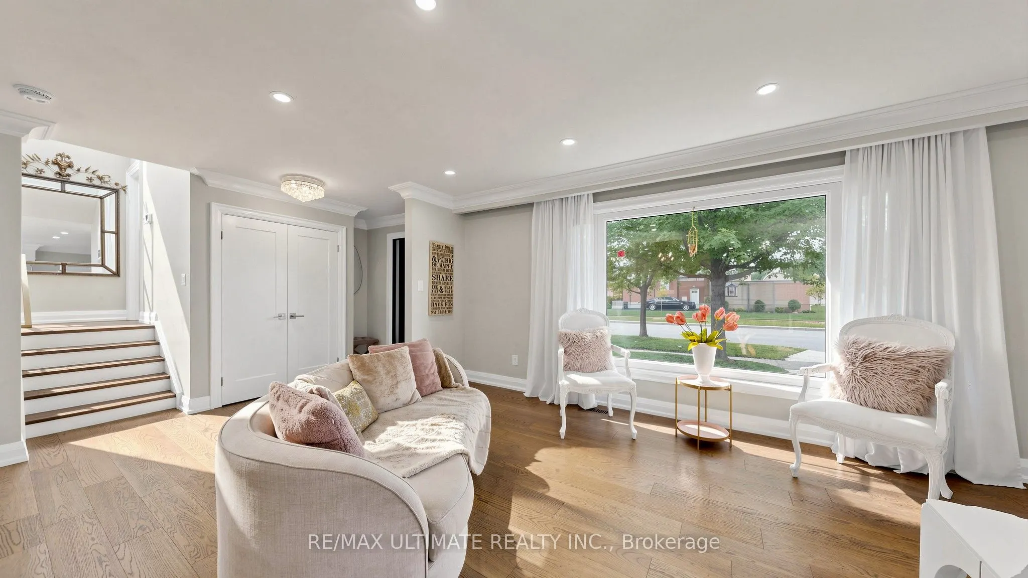 112 Coronation Drive
