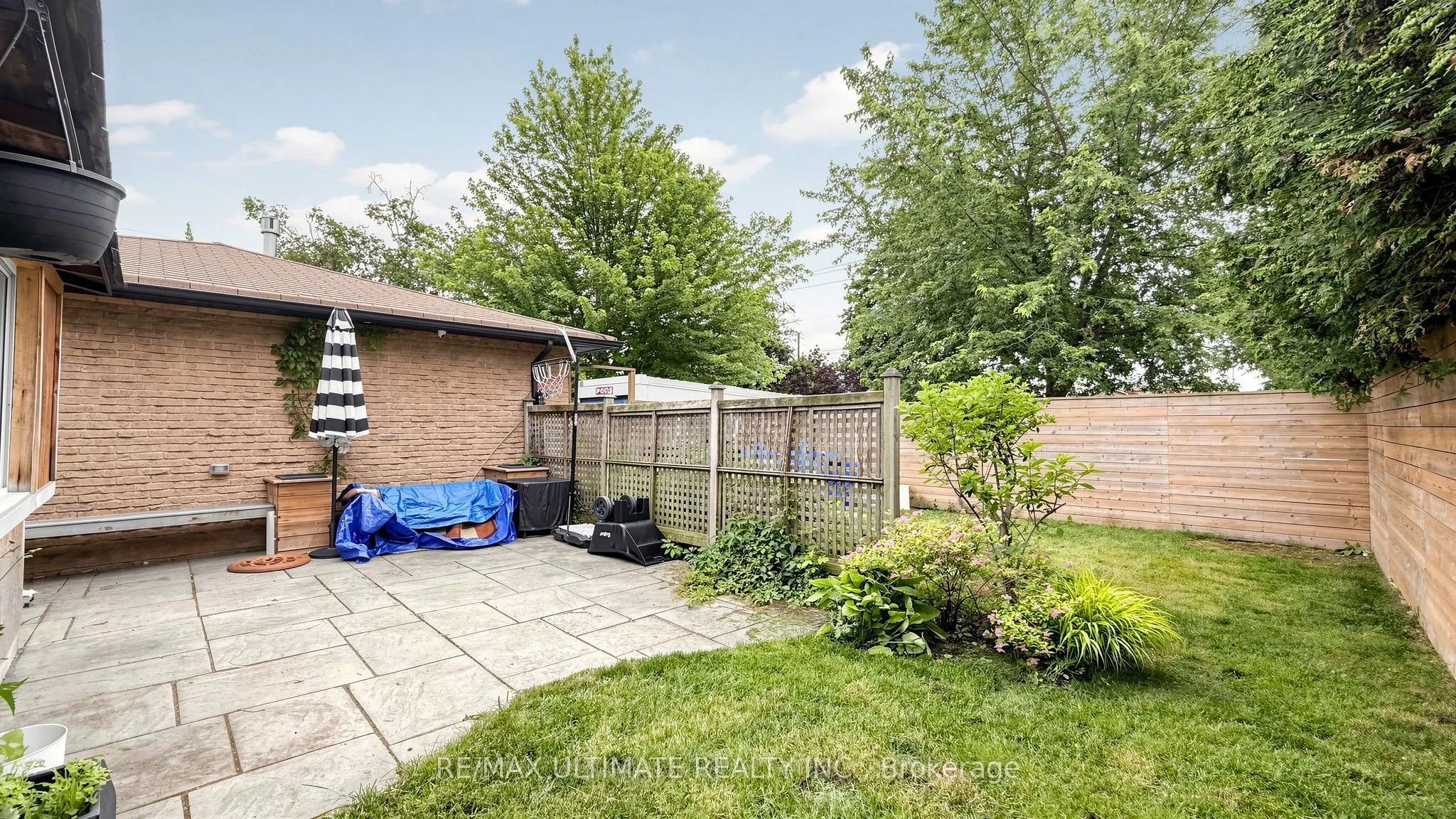 112 Coronation Drive