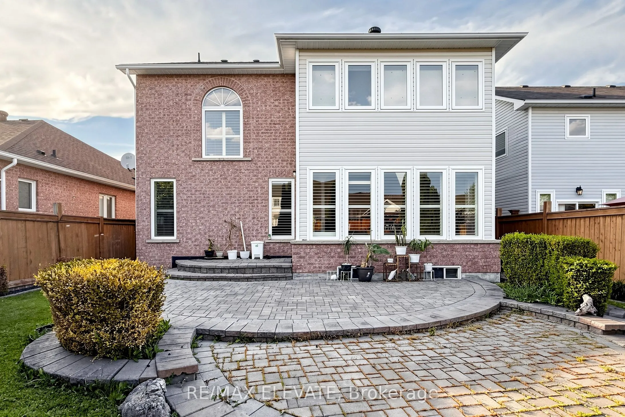 11 Joshua Boulevard
