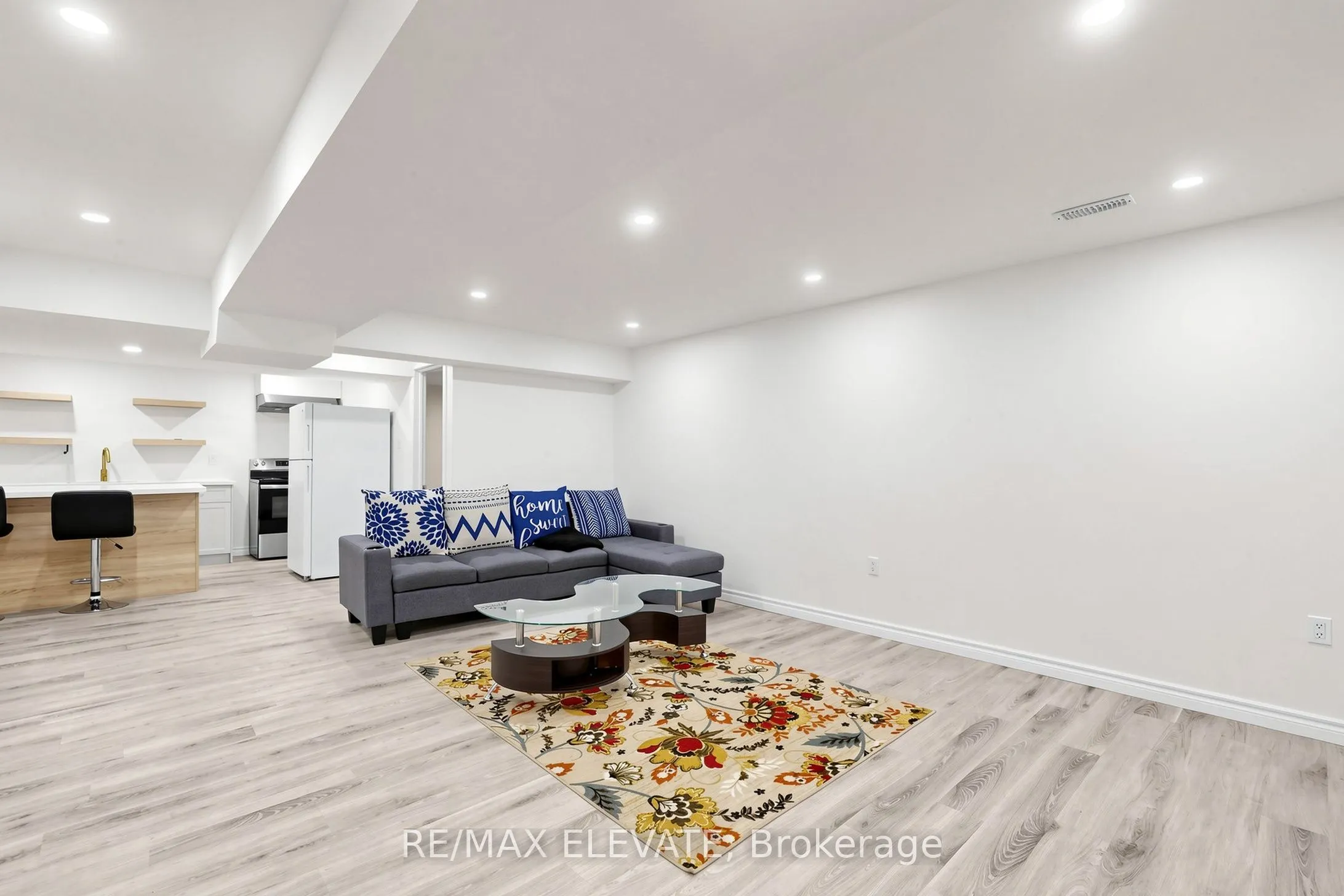 11 Joshua Boulevard