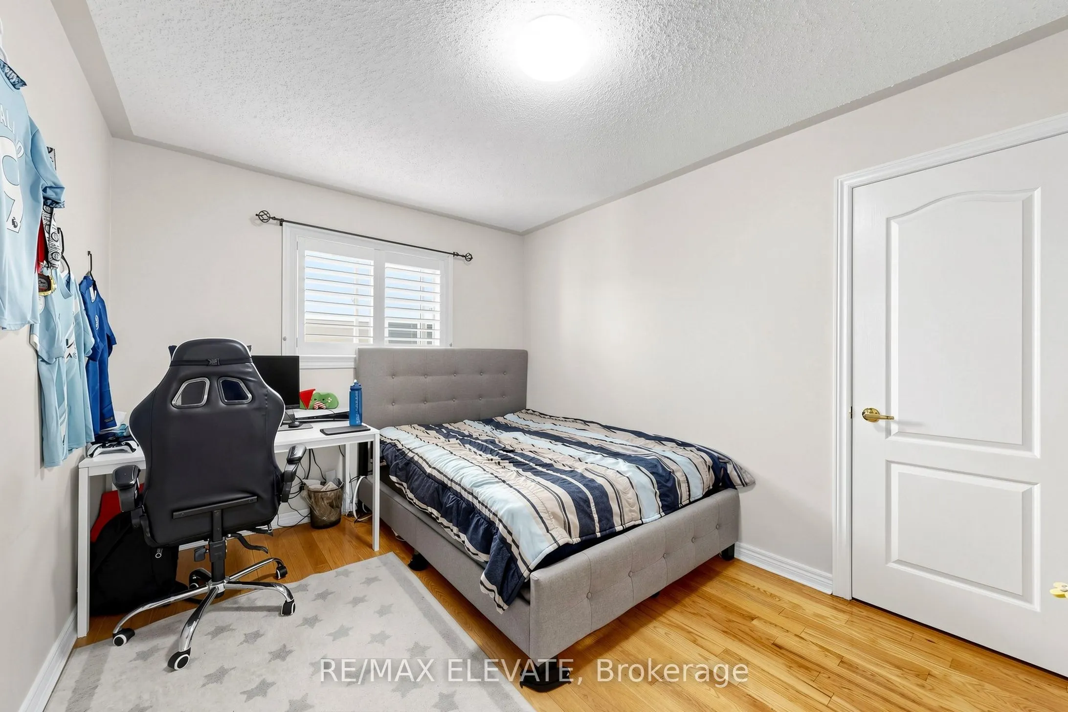 11 Joshua Boulevard