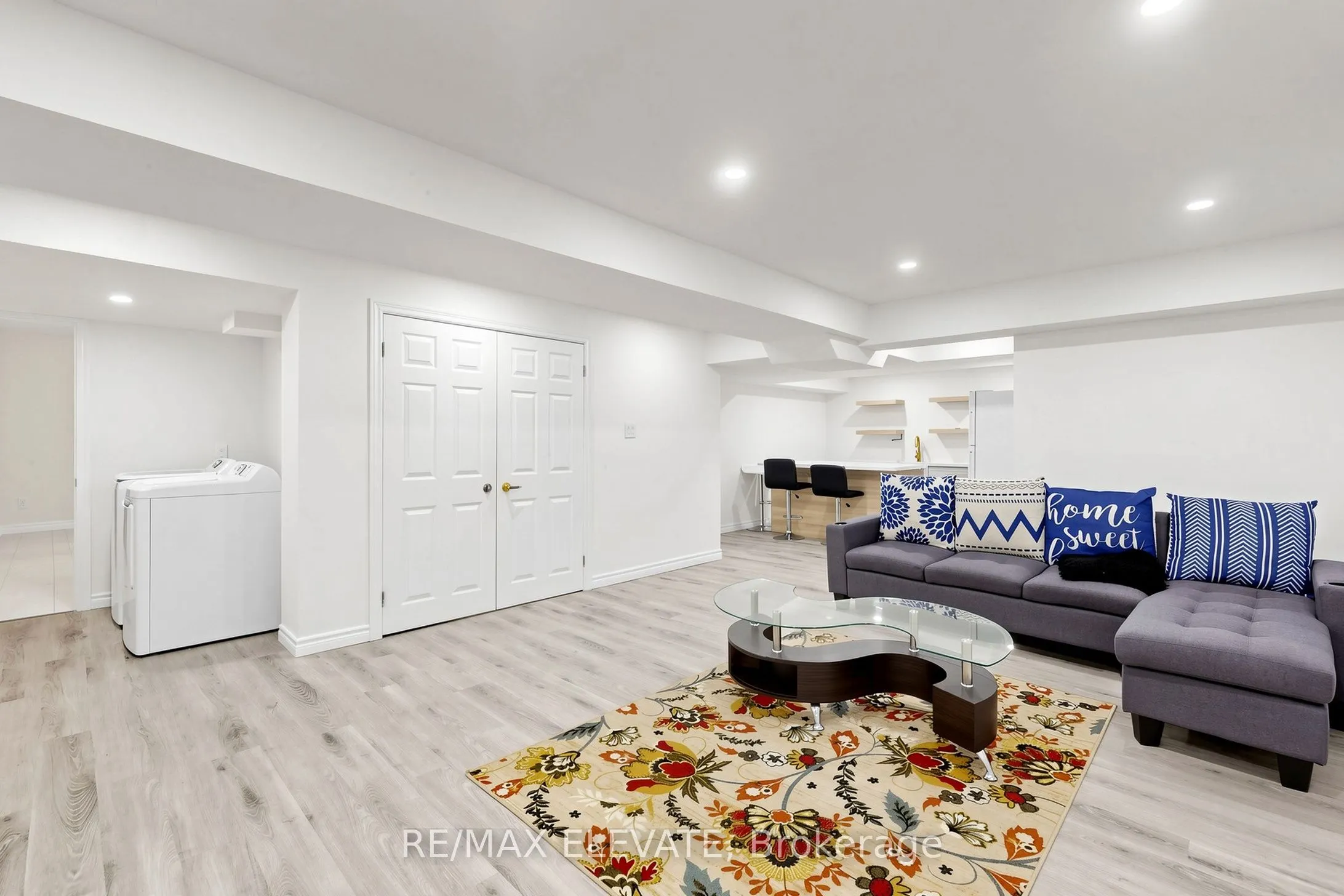 11 Joshua Boulevard
