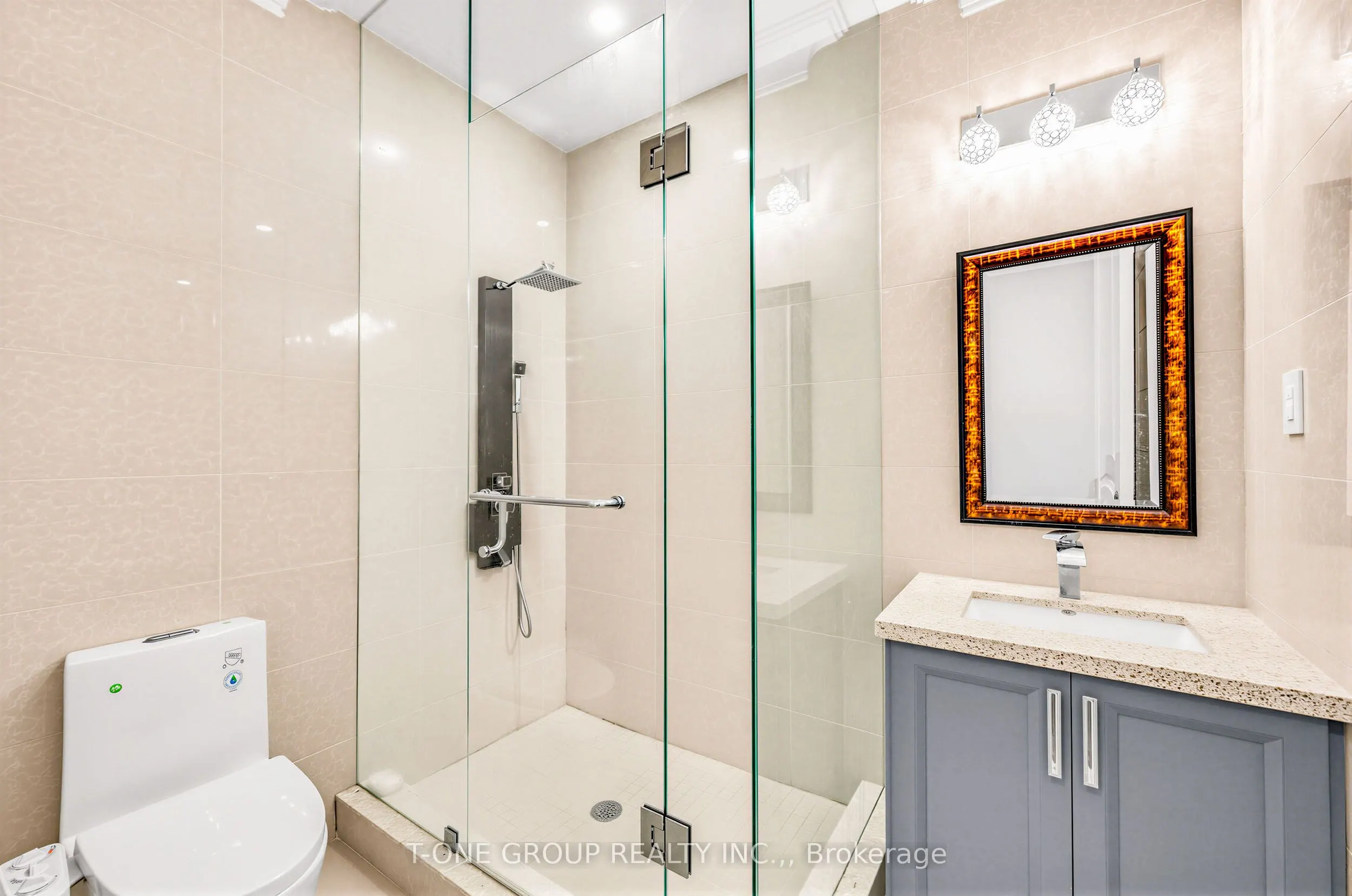 70 Scarborough Heights Boulevard