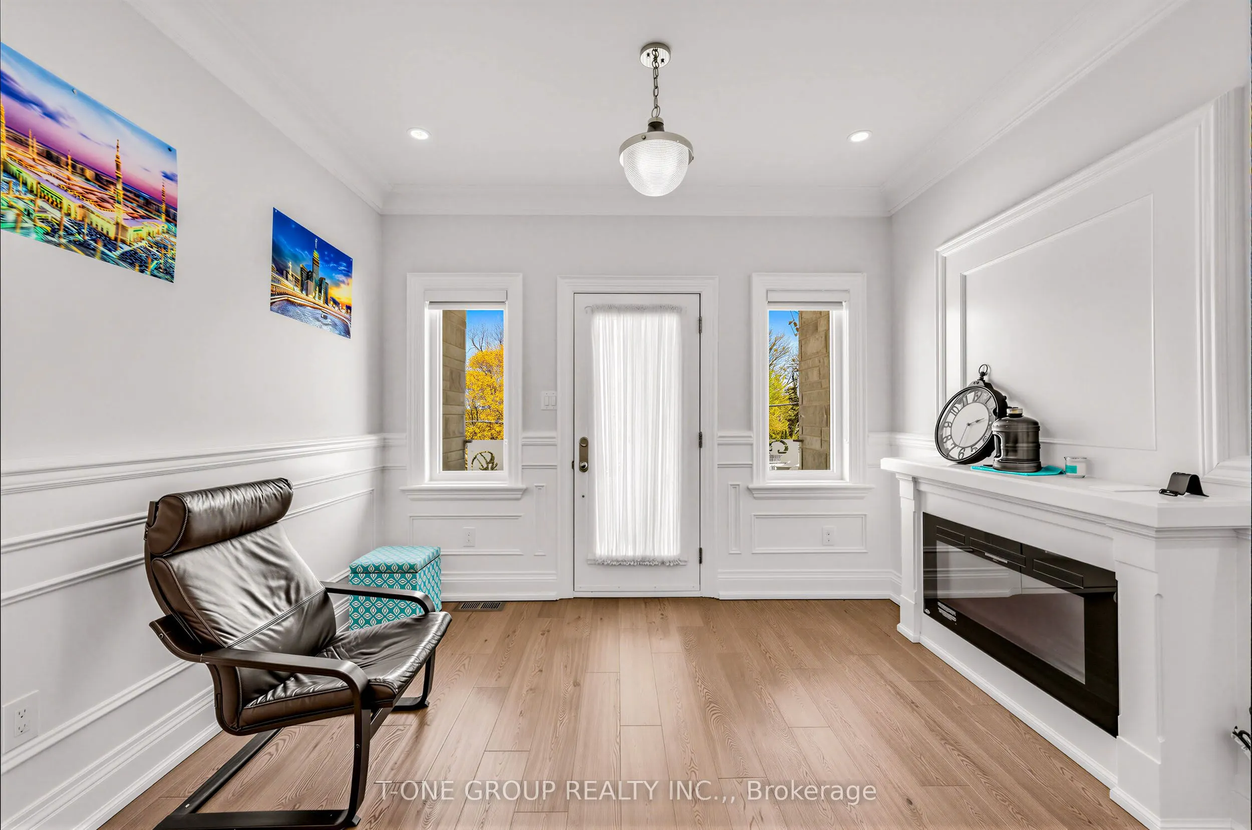 70 Scarborough Heights Boulevard