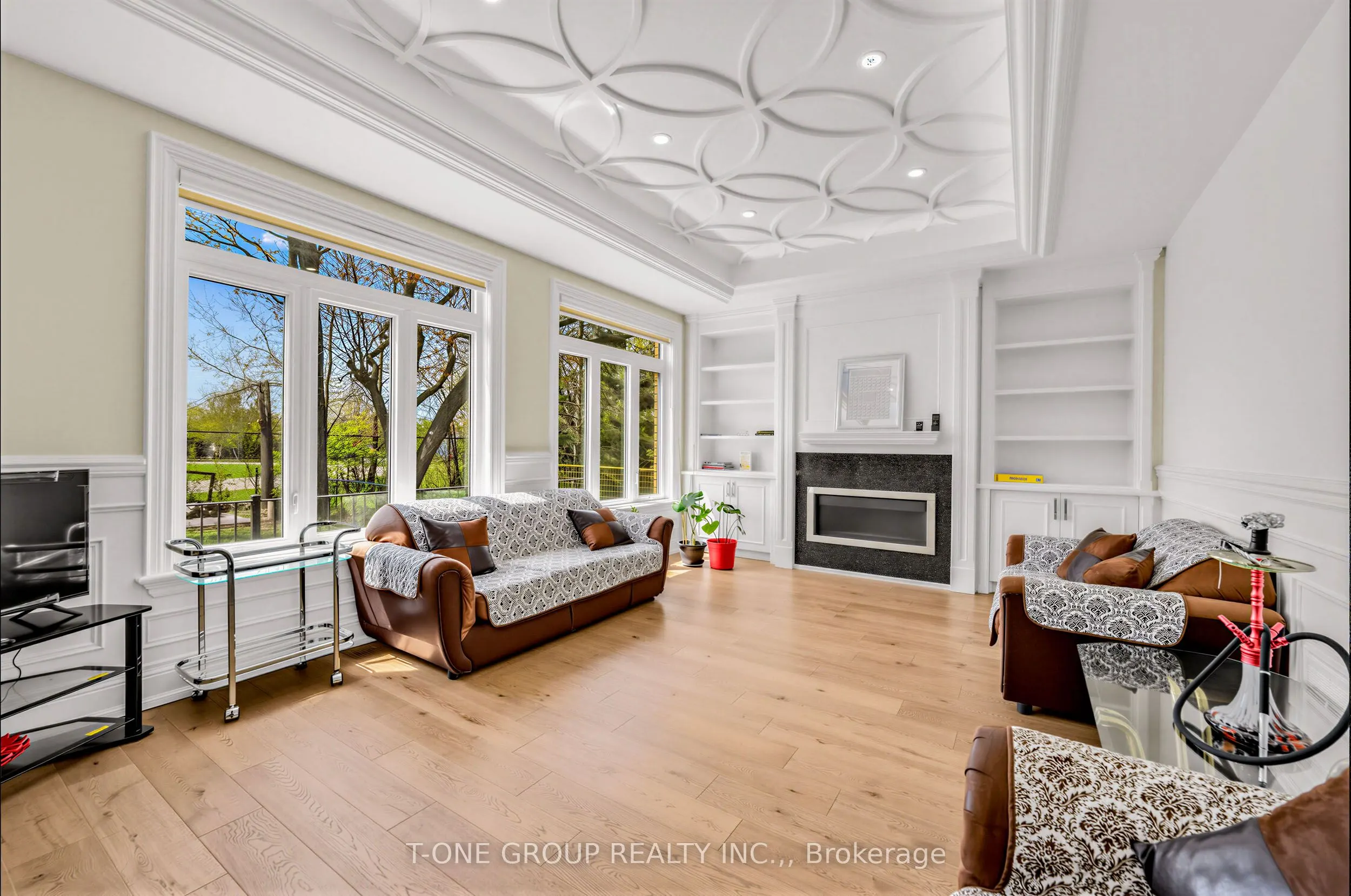 70 Scarborough Heights Boulevard