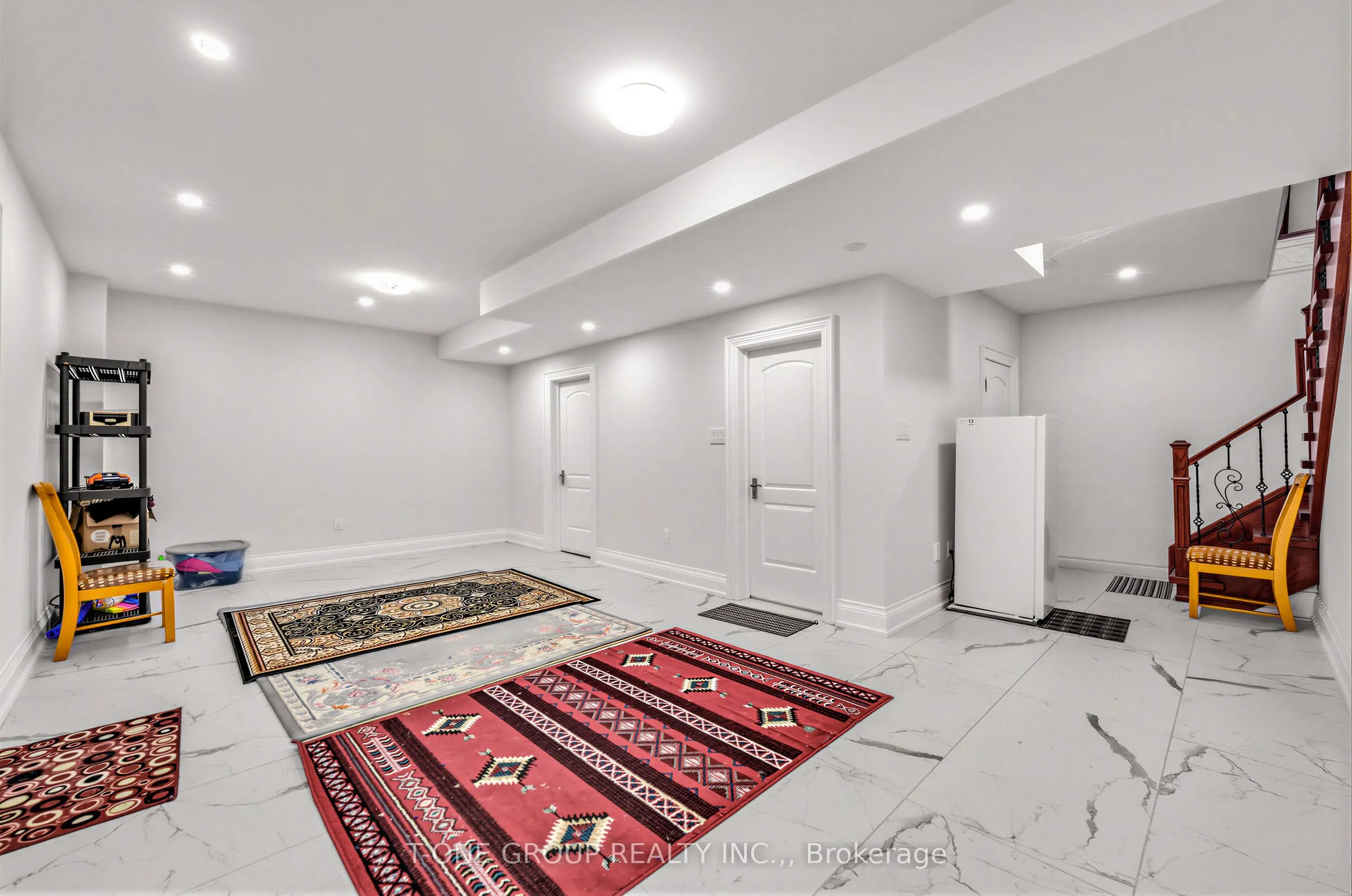 70 Scarborough Heights Boulevard