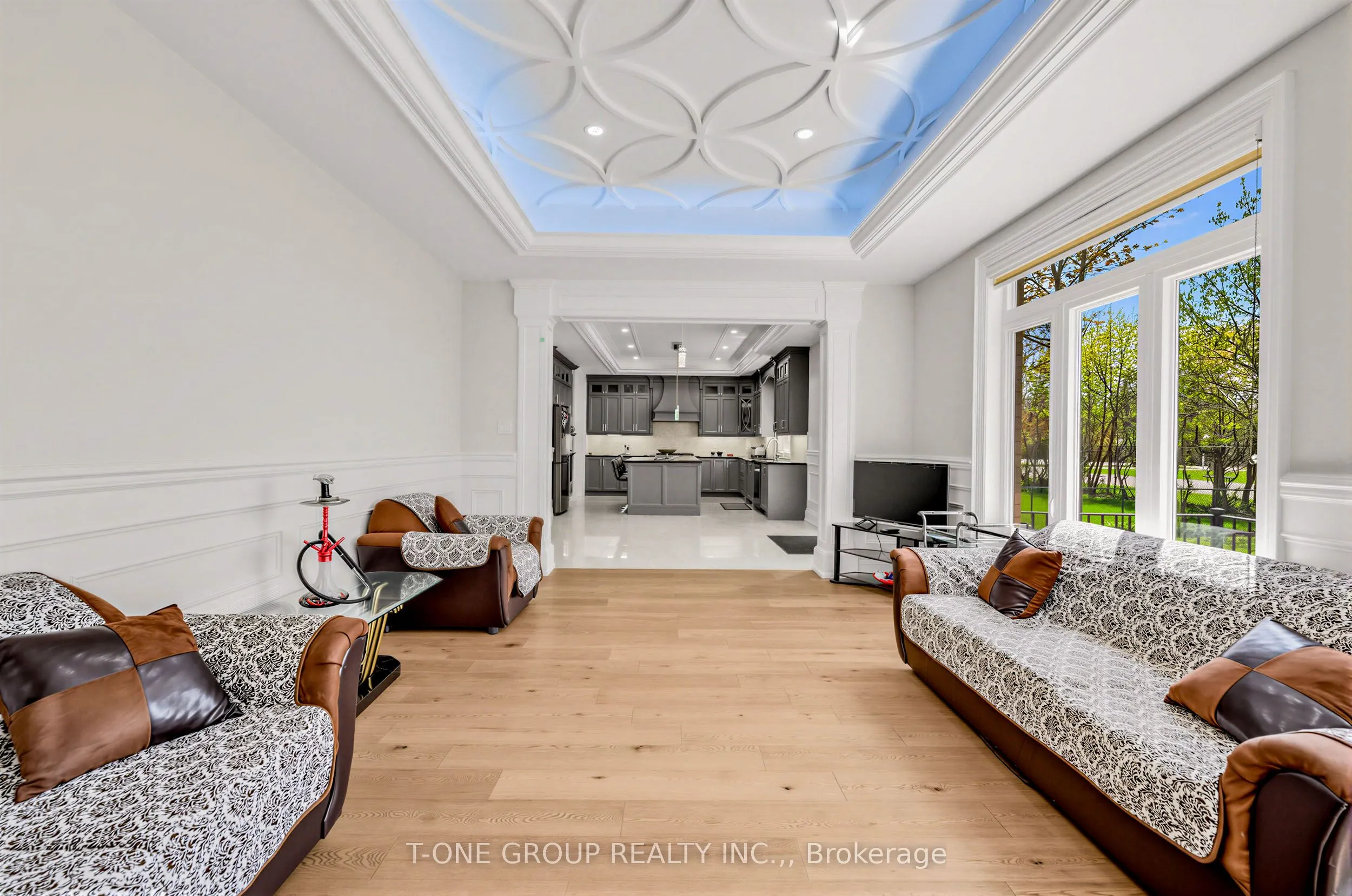 70 Scarborough Heights Boulevard