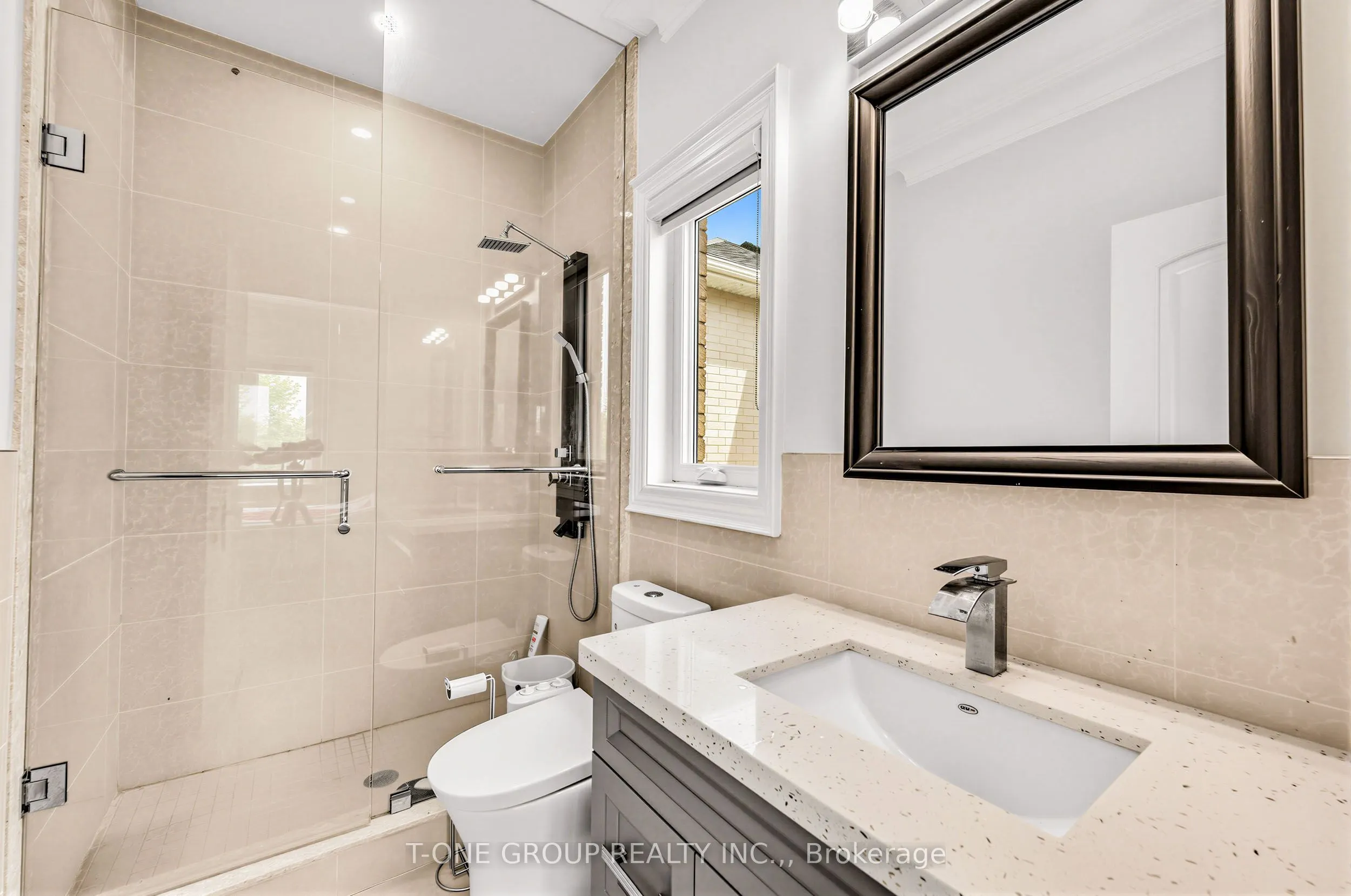70 Scarborough Heights Boulevard