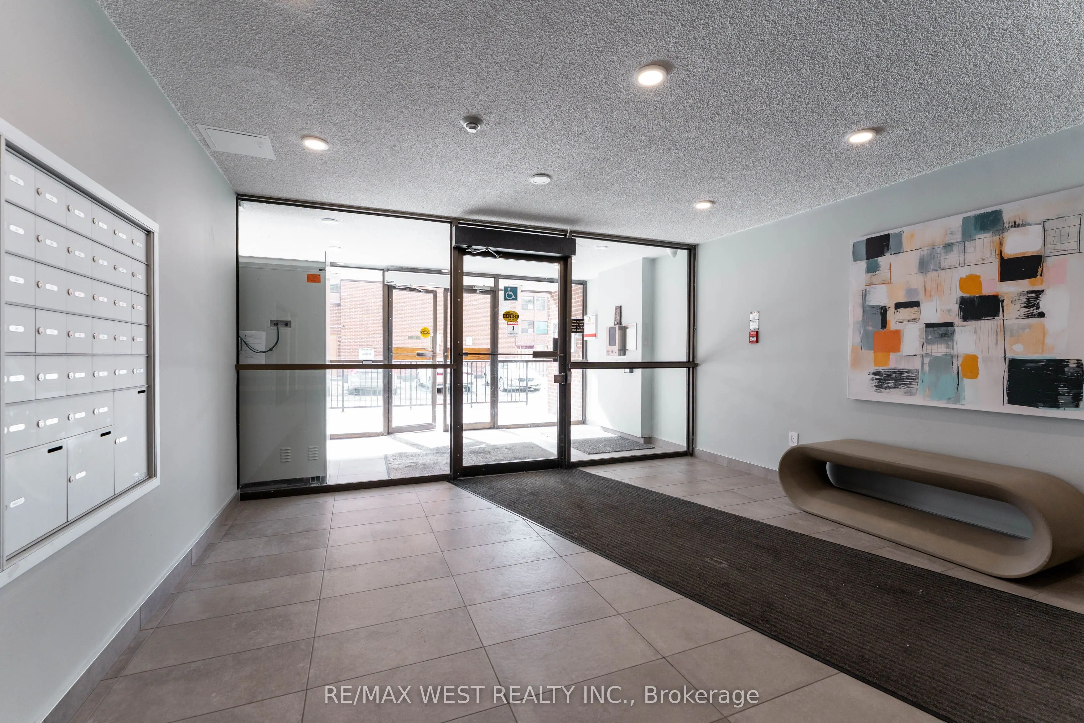 4062 Lawrence Avenue E #612