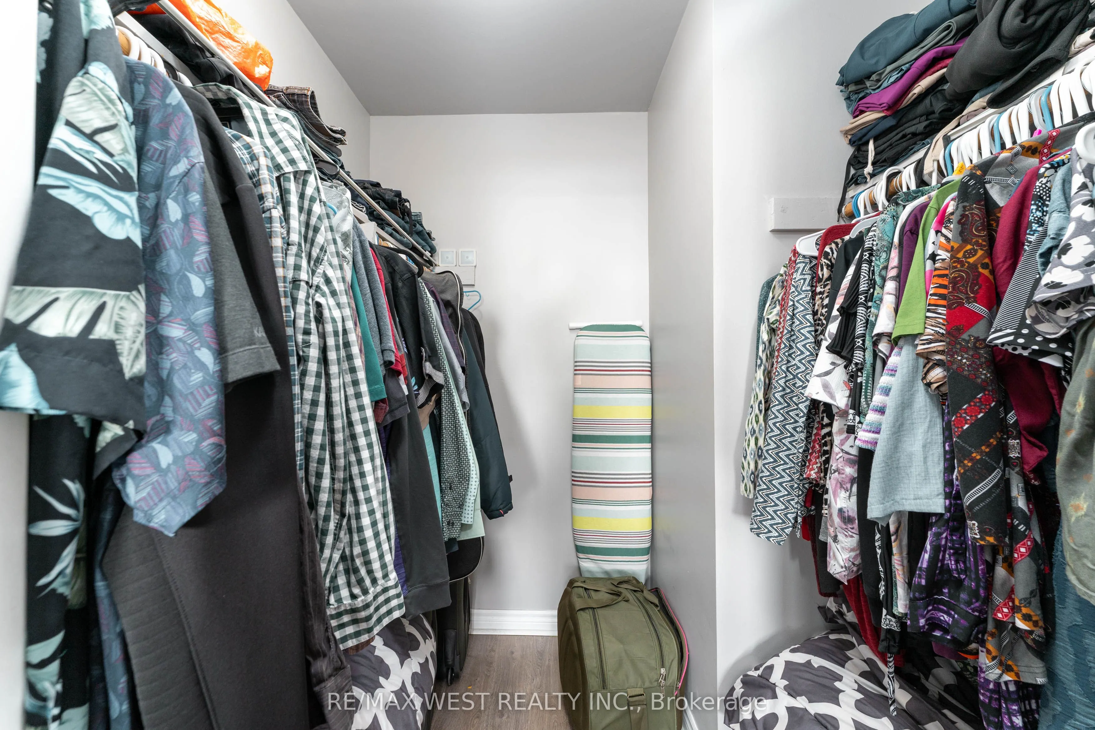 4062 Lawrence Avenue E #612