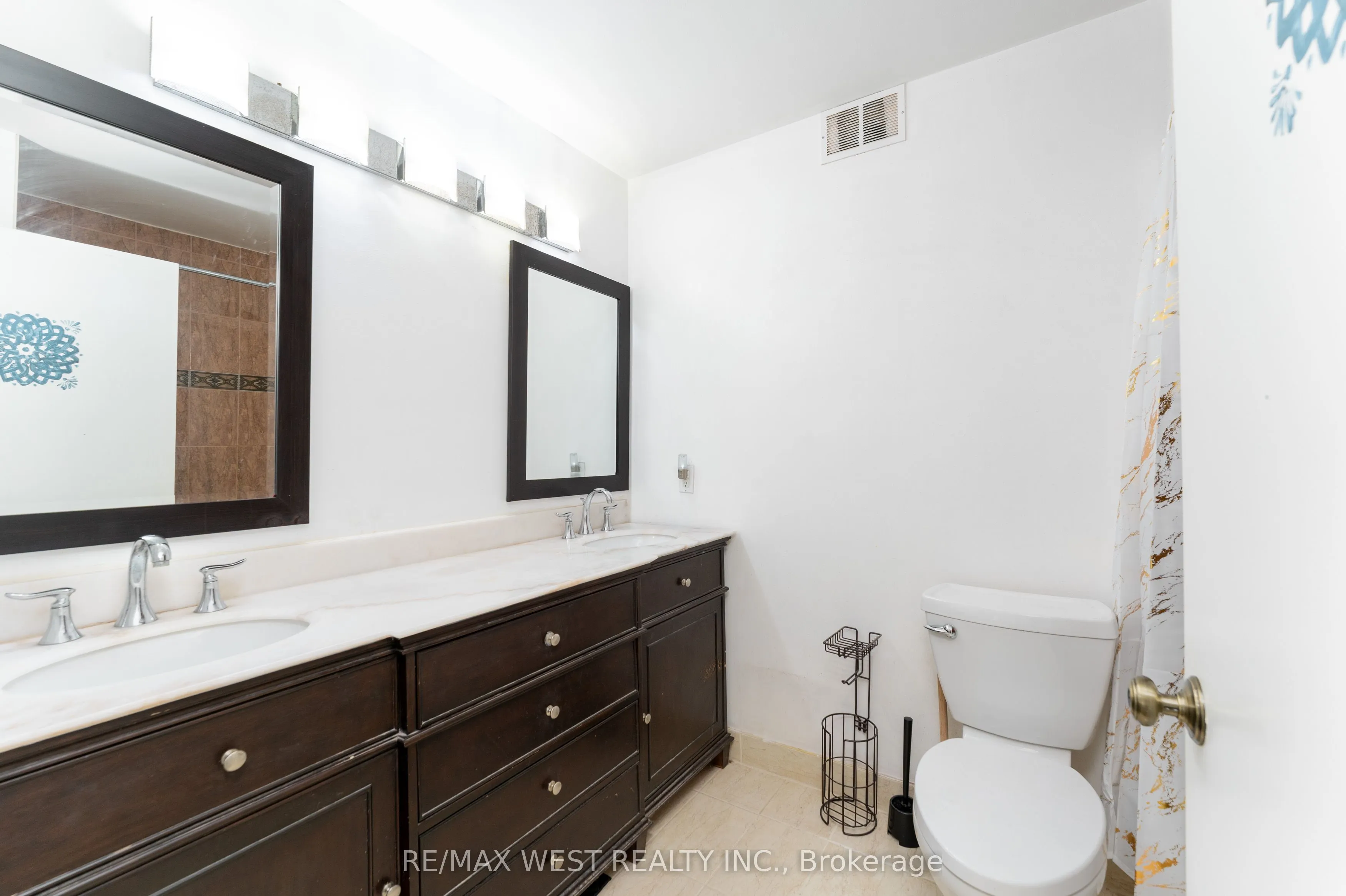 4062 Lawrence Avenue E #612