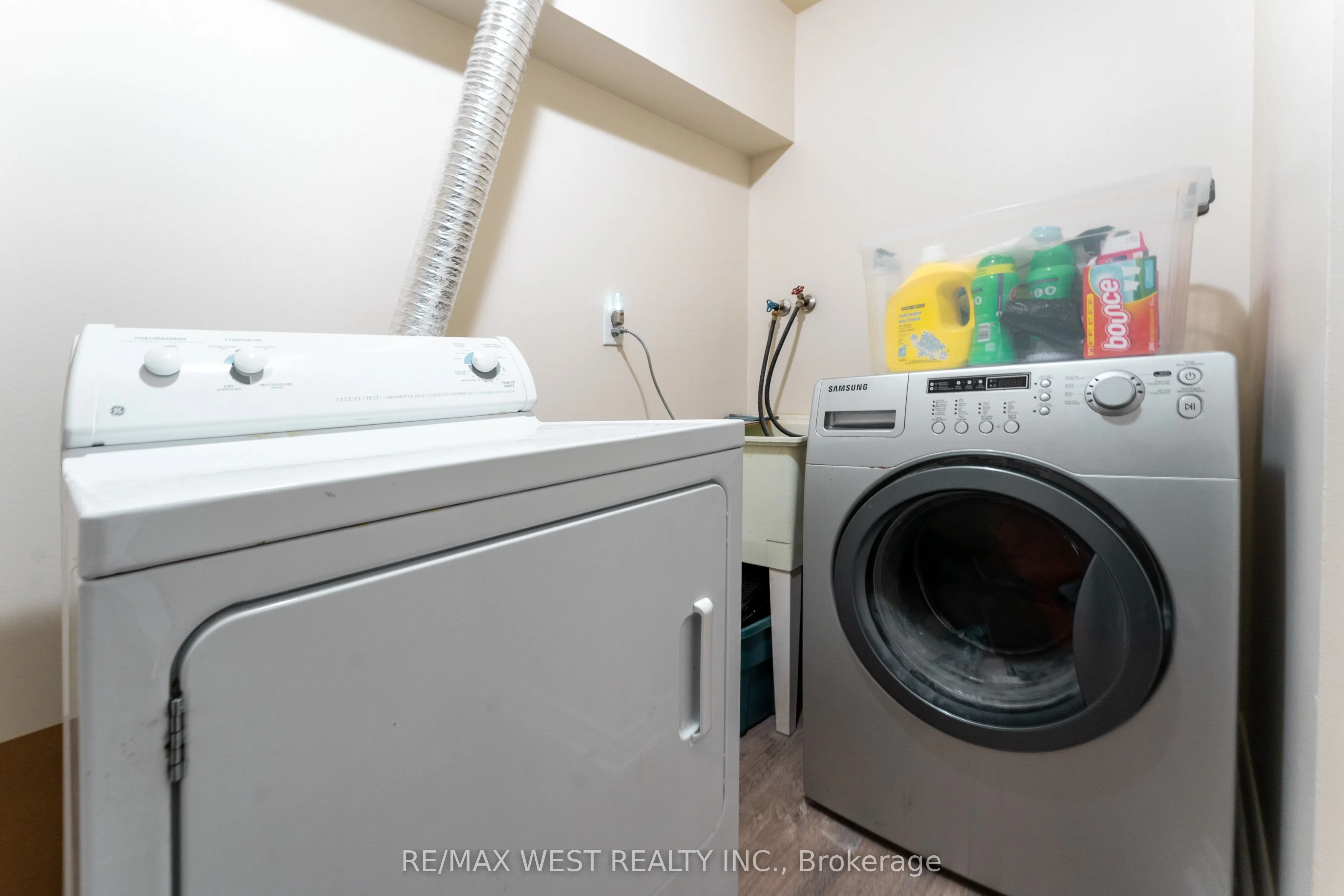 4062 Lawrence Avenue E #612