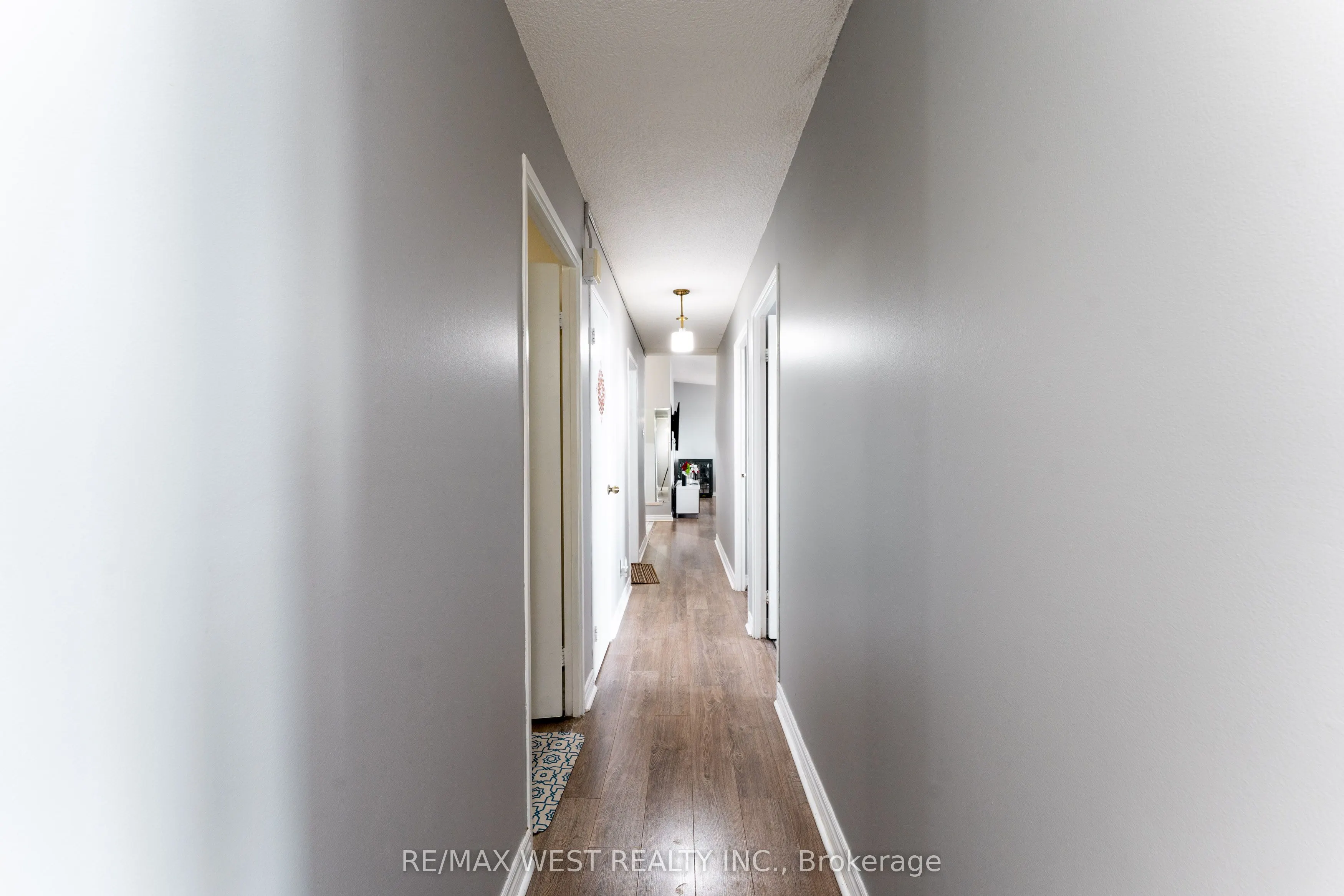 4062 Lawrence Avenue E #612