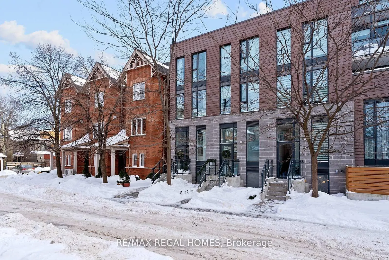 1238 Dundas Street E #TH110