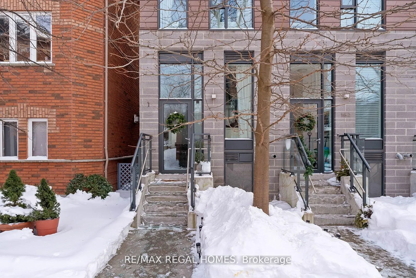 1238 Dundas Street E #TH110