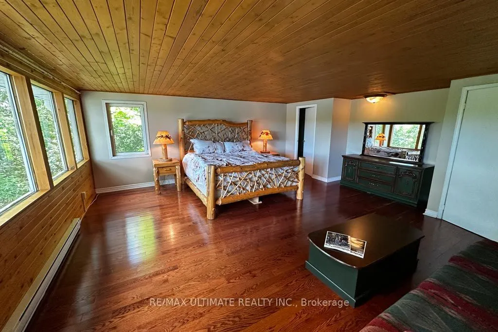 44 Chalk Lake Road