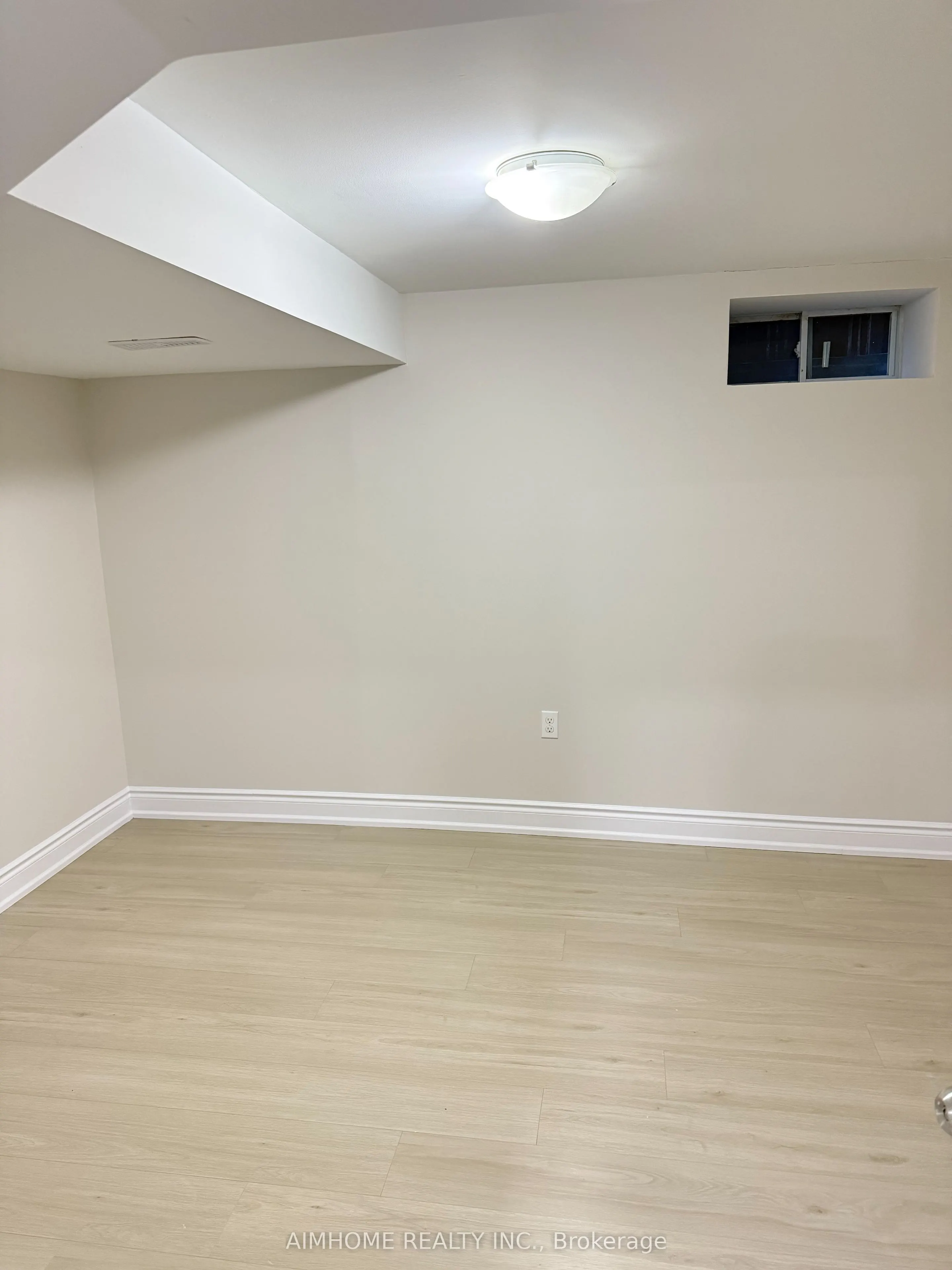 28 Heatherbank Trail #Basement Unit #3 #4