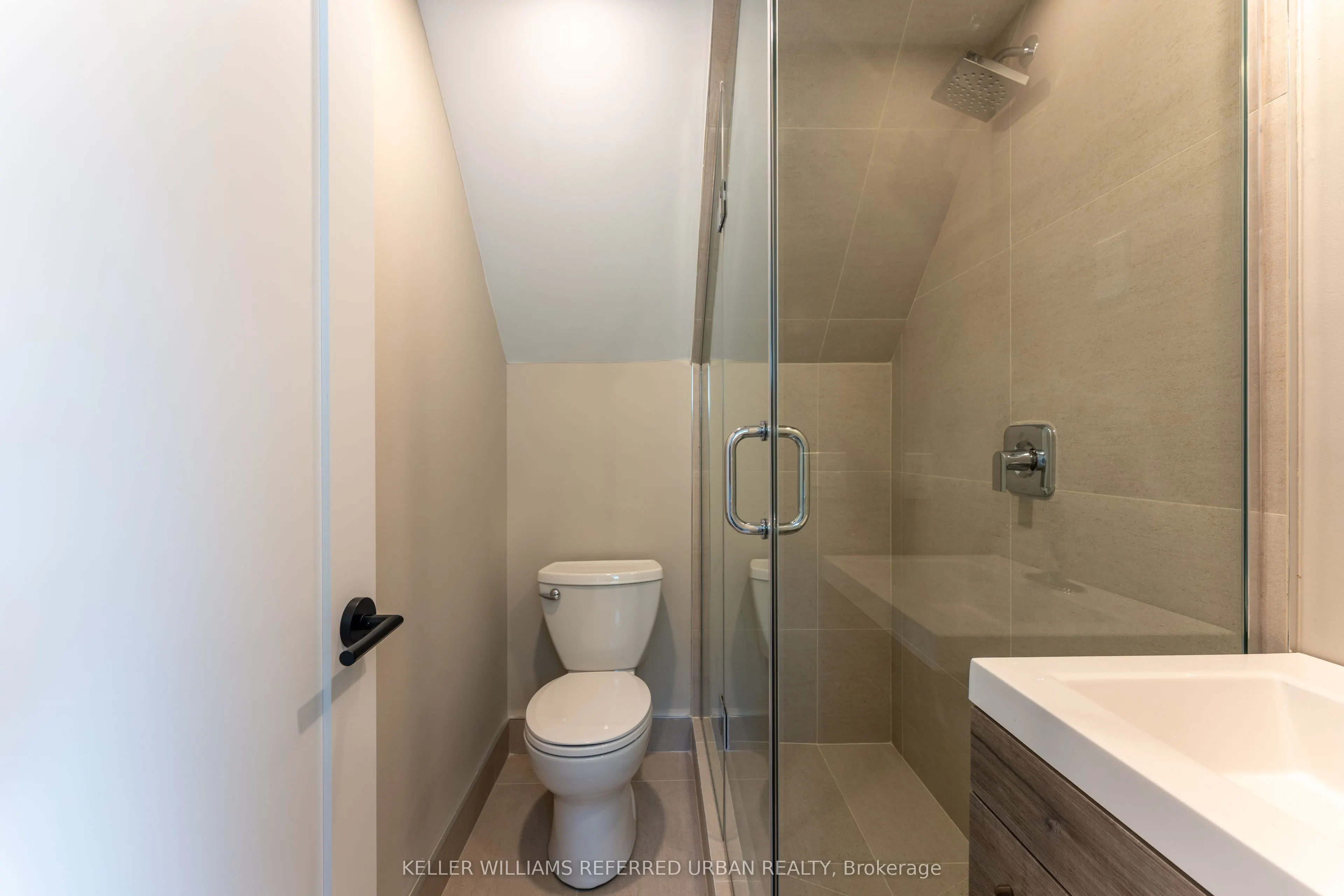 352 Jones Avenue #5