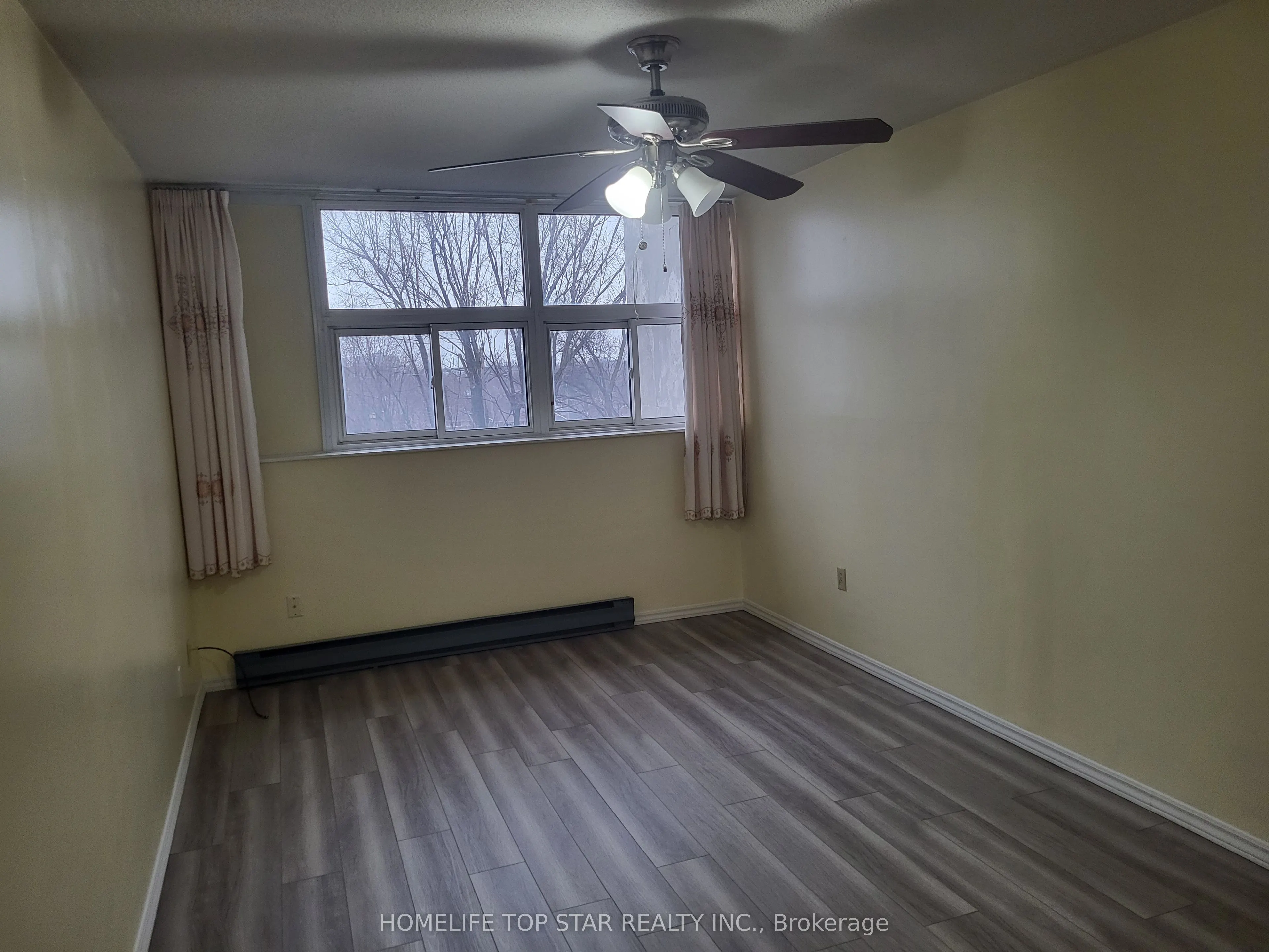 3765 Sheppard Avenue #204