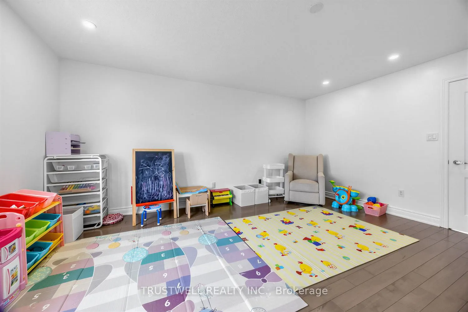 3 Waldron Court