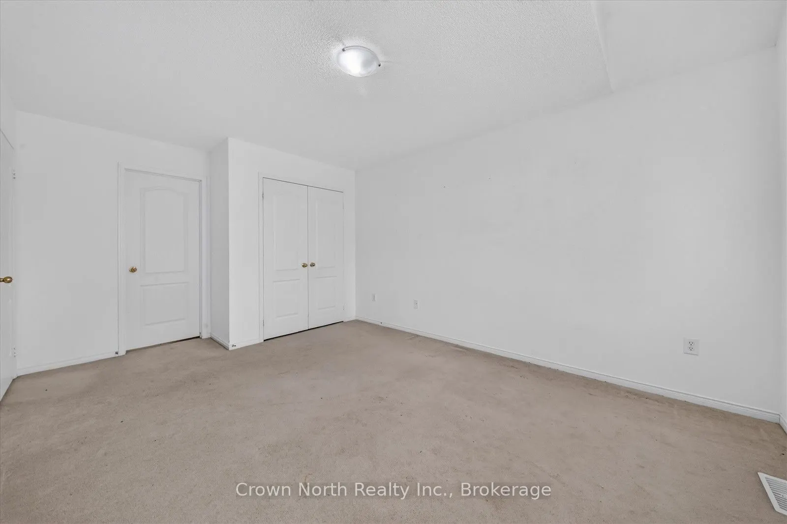 2 Mccarrick Street