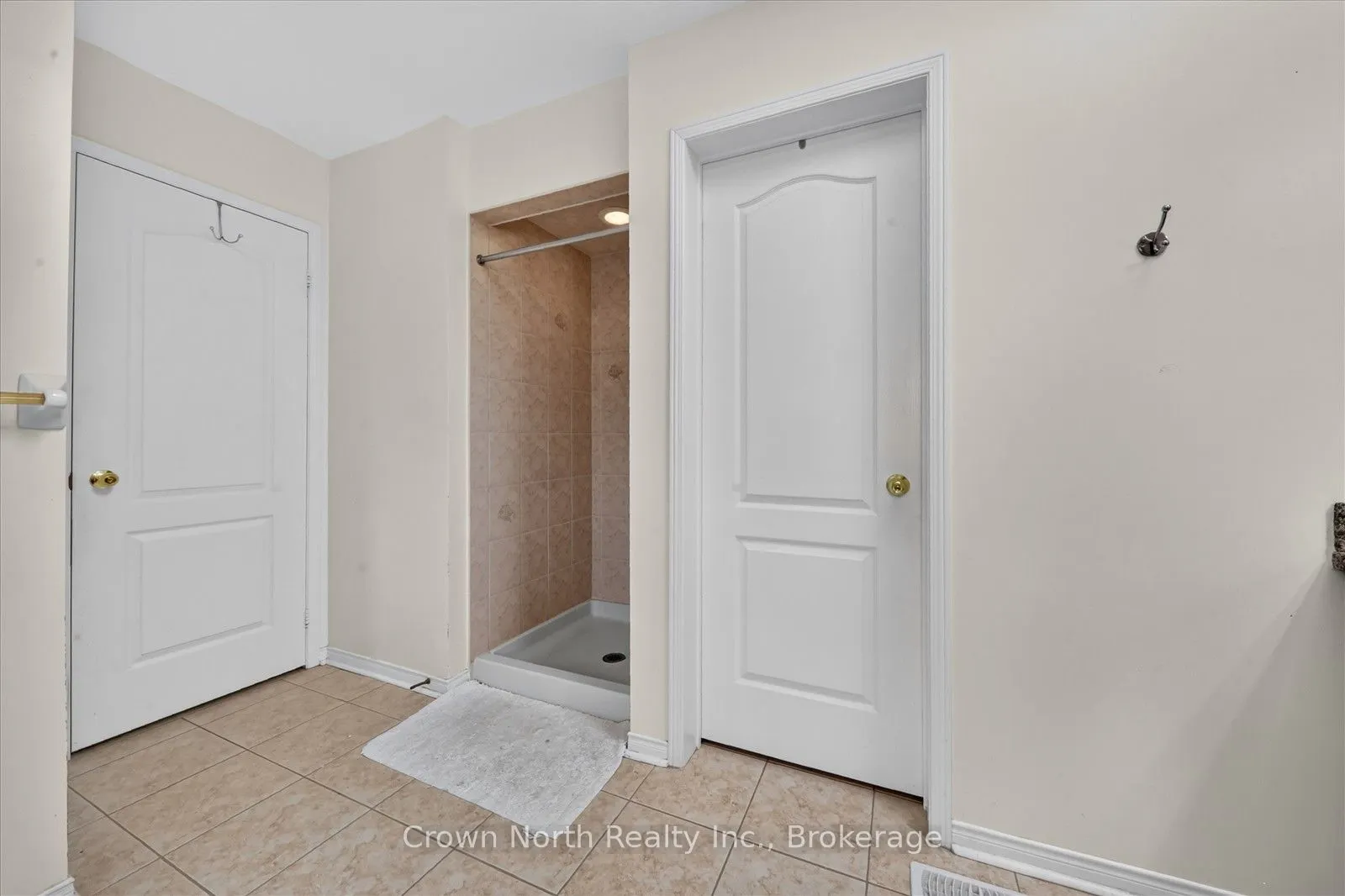 2 Mccarrick Street