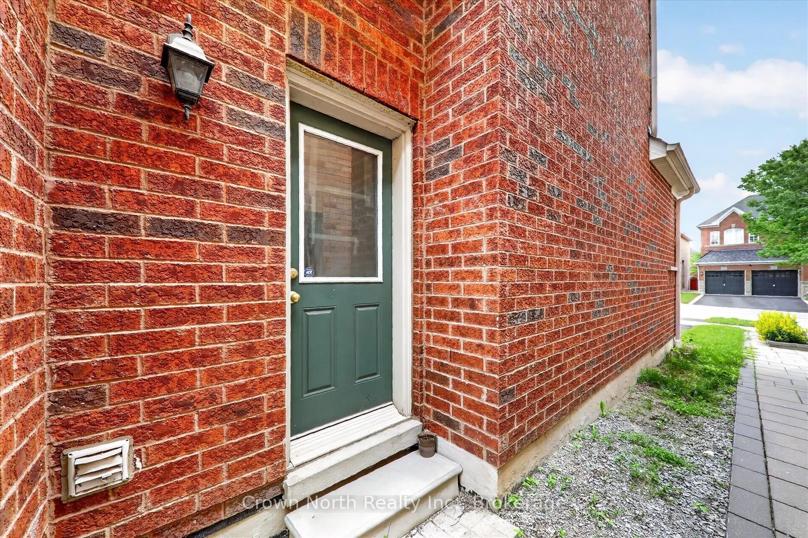 2 Mccarrick Street